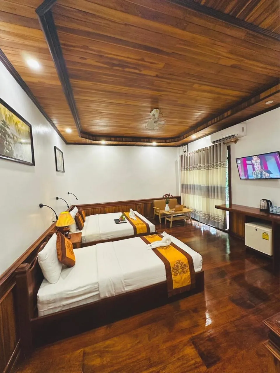 Deluxe Double or Twin Room with Balcony in Luang Prabang Oudomlith Villa & Travel