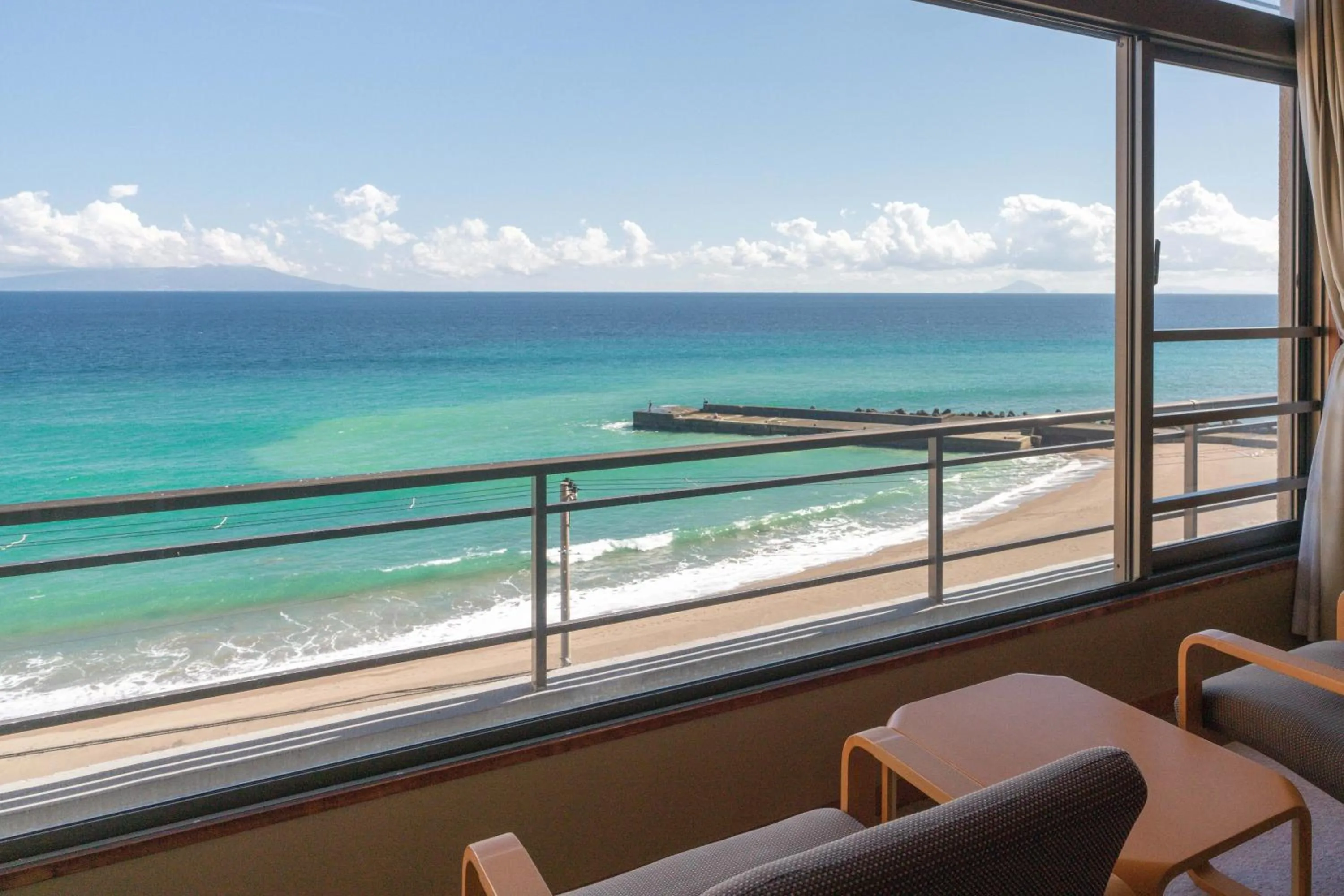 Japanese-Style Room with Sea View in Atagawakan