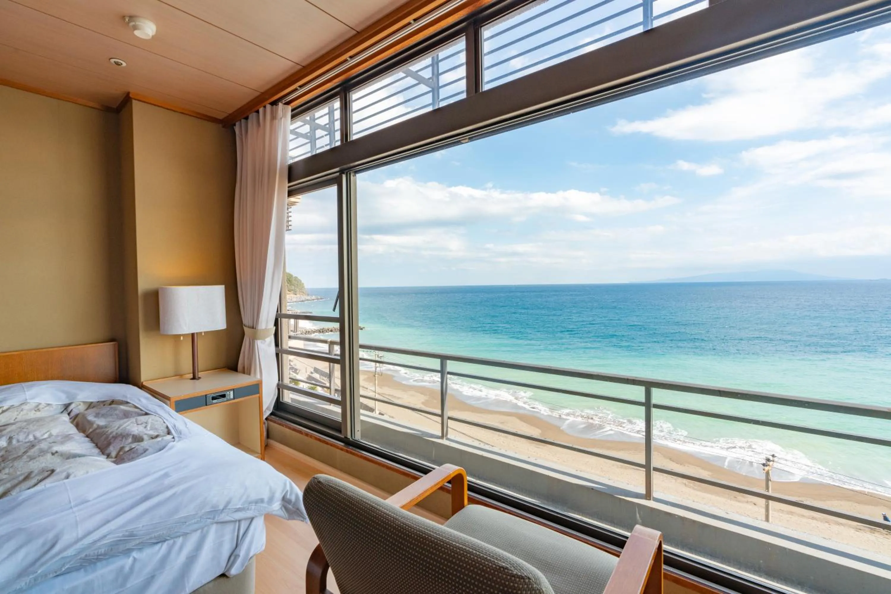 Superior Double or Twin Room with Sea View in Atagawakan