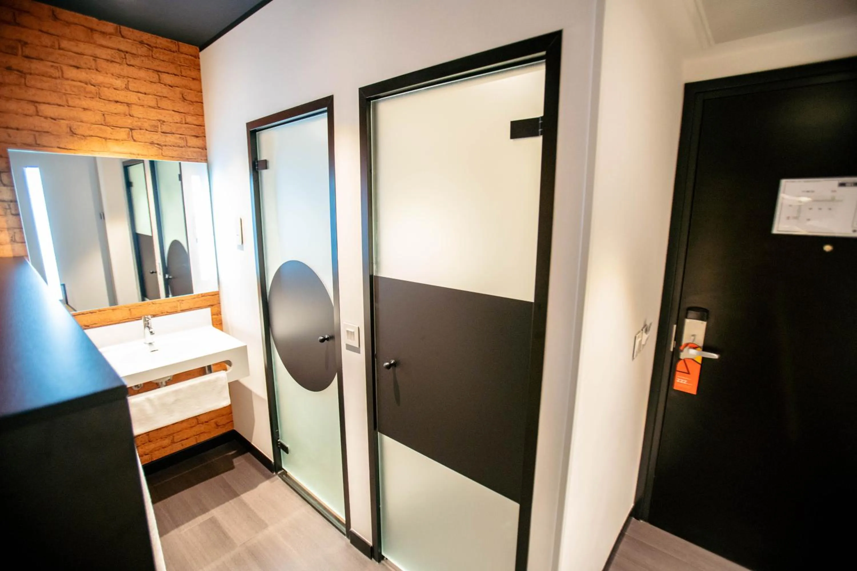 Standard Twin Room in ONOMO Hotel Maputo