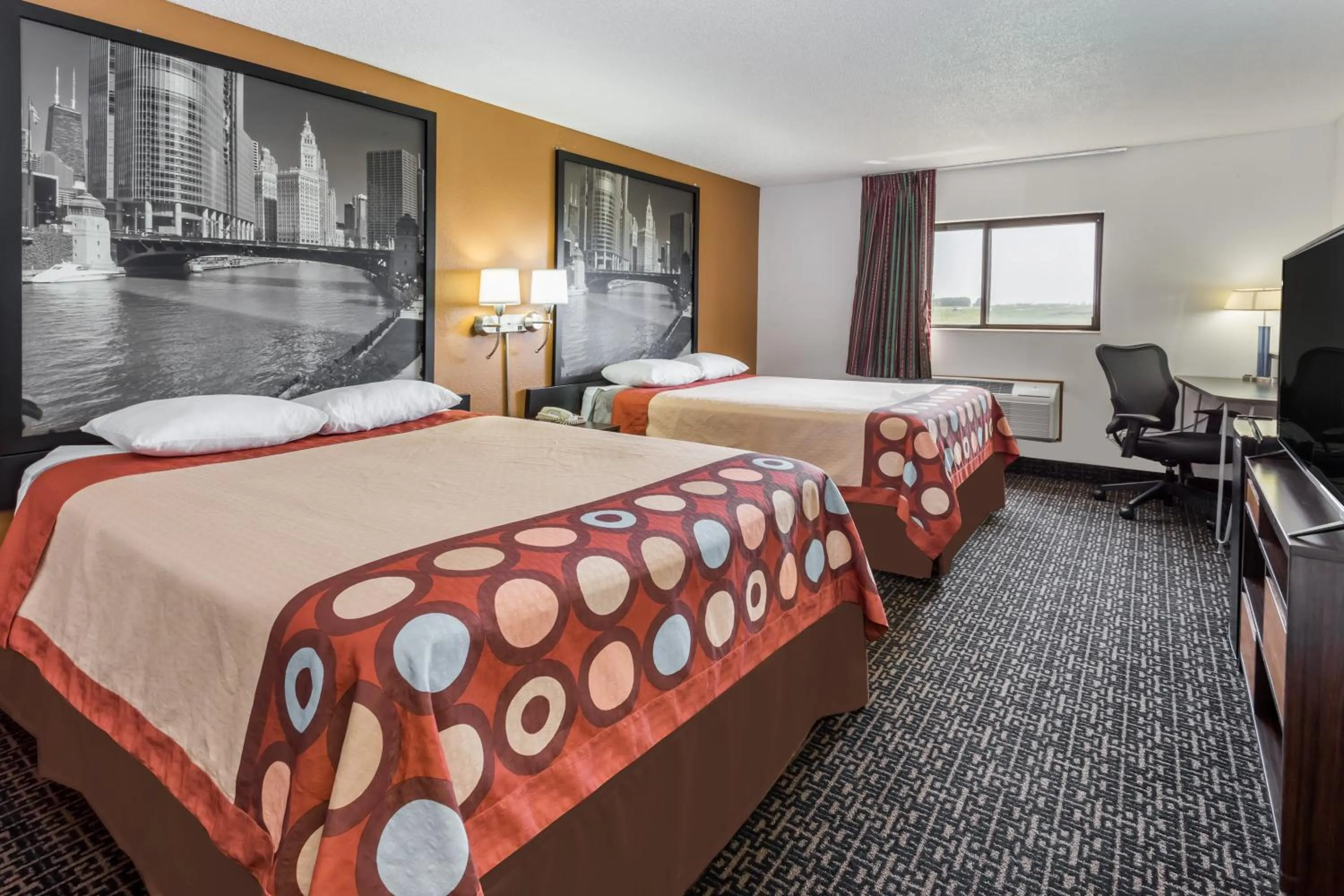 Queen Room with Two Queen Beds - Non-Smoking in Super 8 by Wyndham Dixon