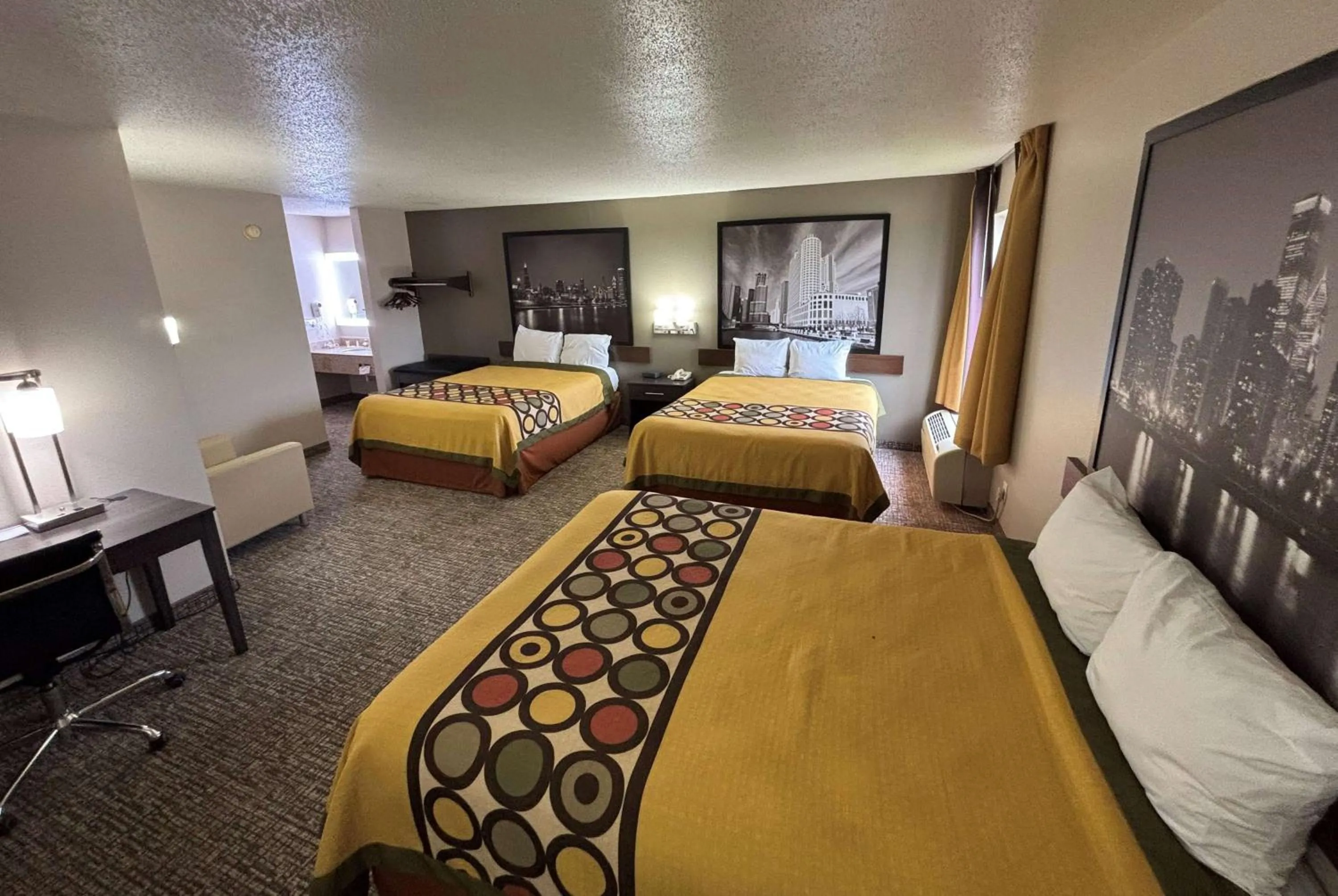 Deluxe Queen Room with Two Queen Beds - Non-Smoking in Super 8 by Wyndham Marshall