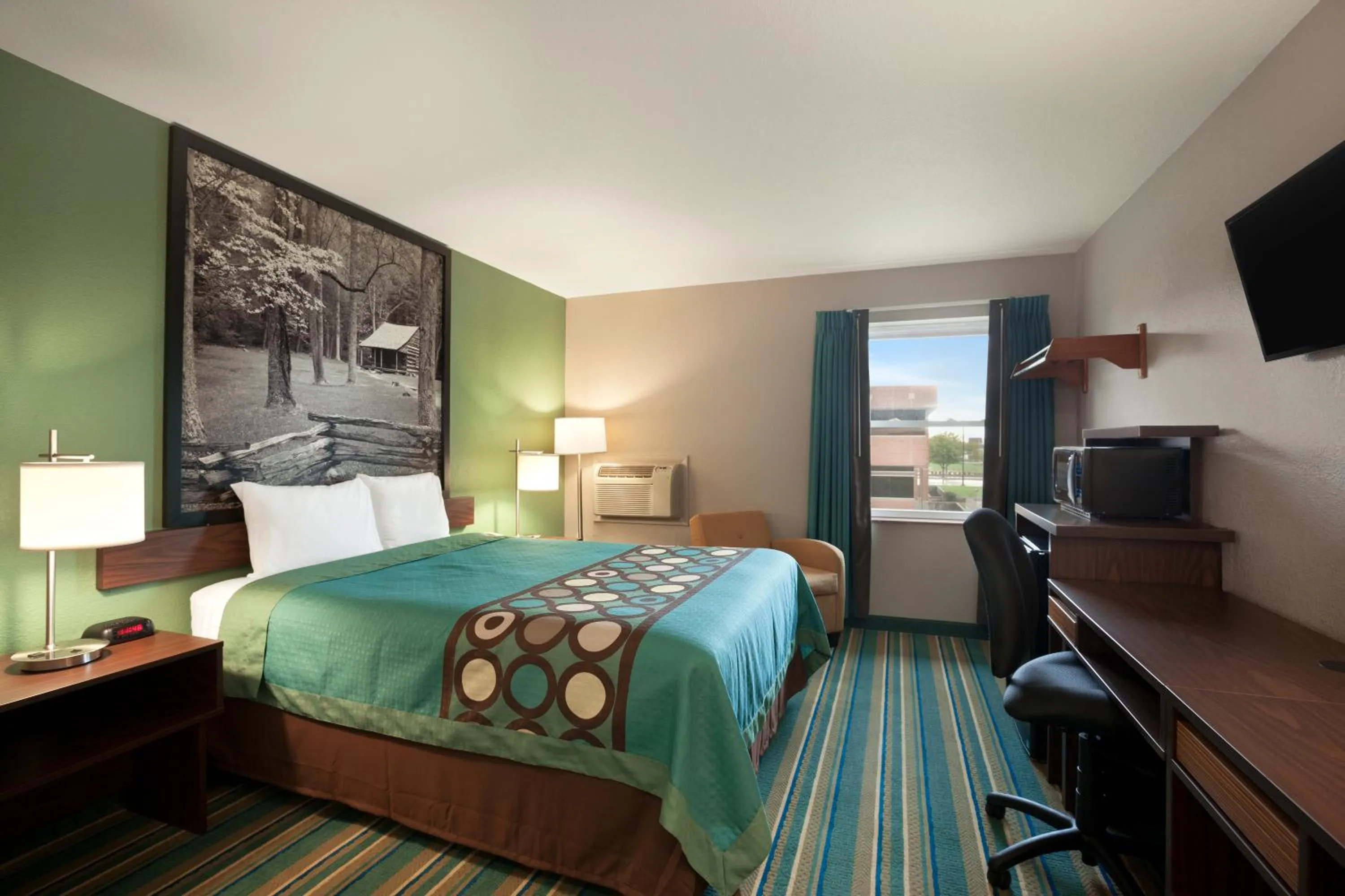 Queen Room - Mobility Access/Non-Smoking in Super 8 by Wyndham Tuscola
