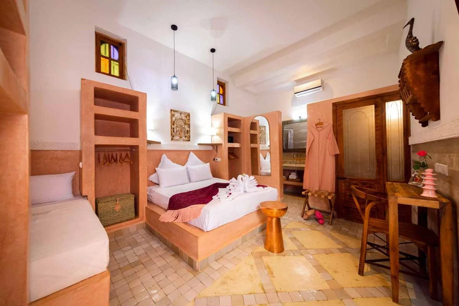 Deluxe Triple Room in Riad Ambre et Jasmin