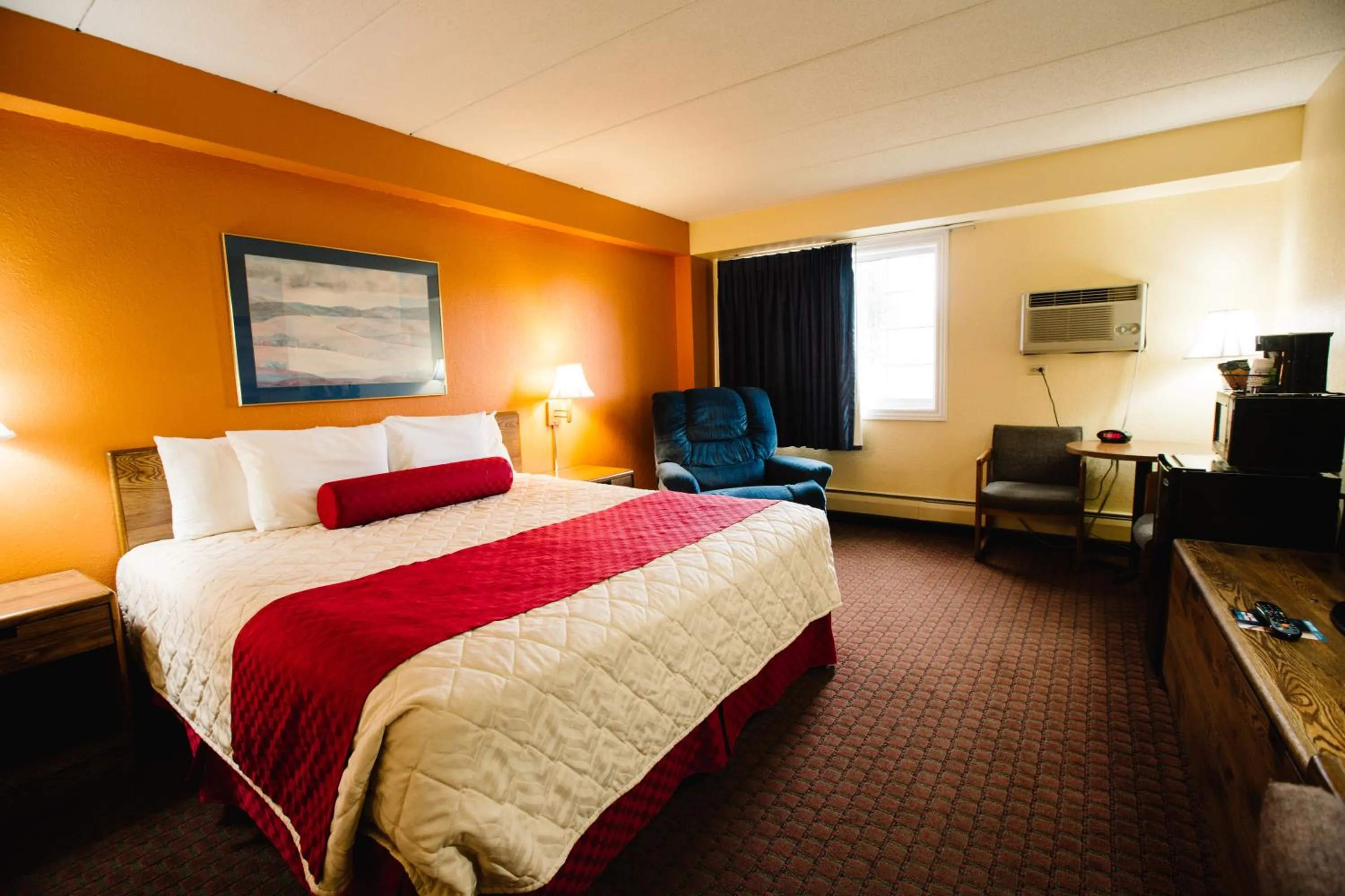 King Room - Non-Smoking in Days Inn by Wyndham Minot