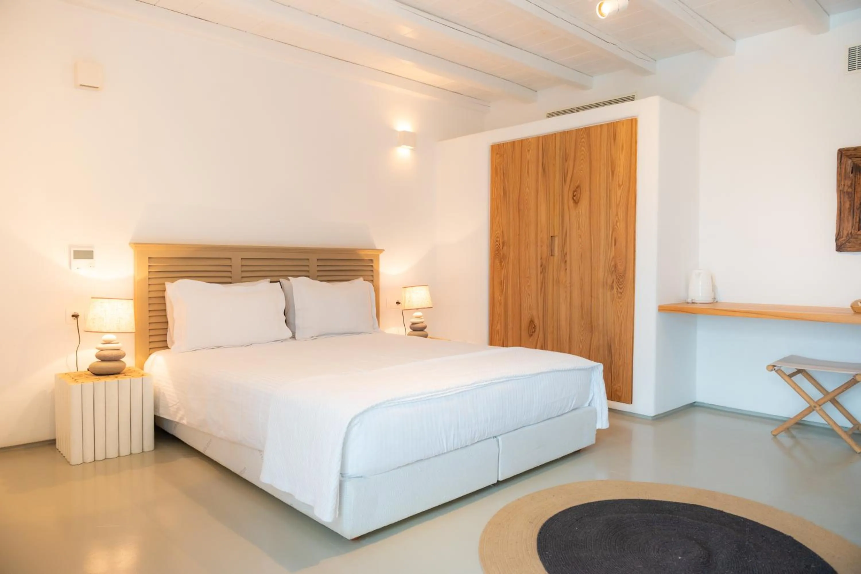 Superior Suite with Sea View in The Summit of Mykonos