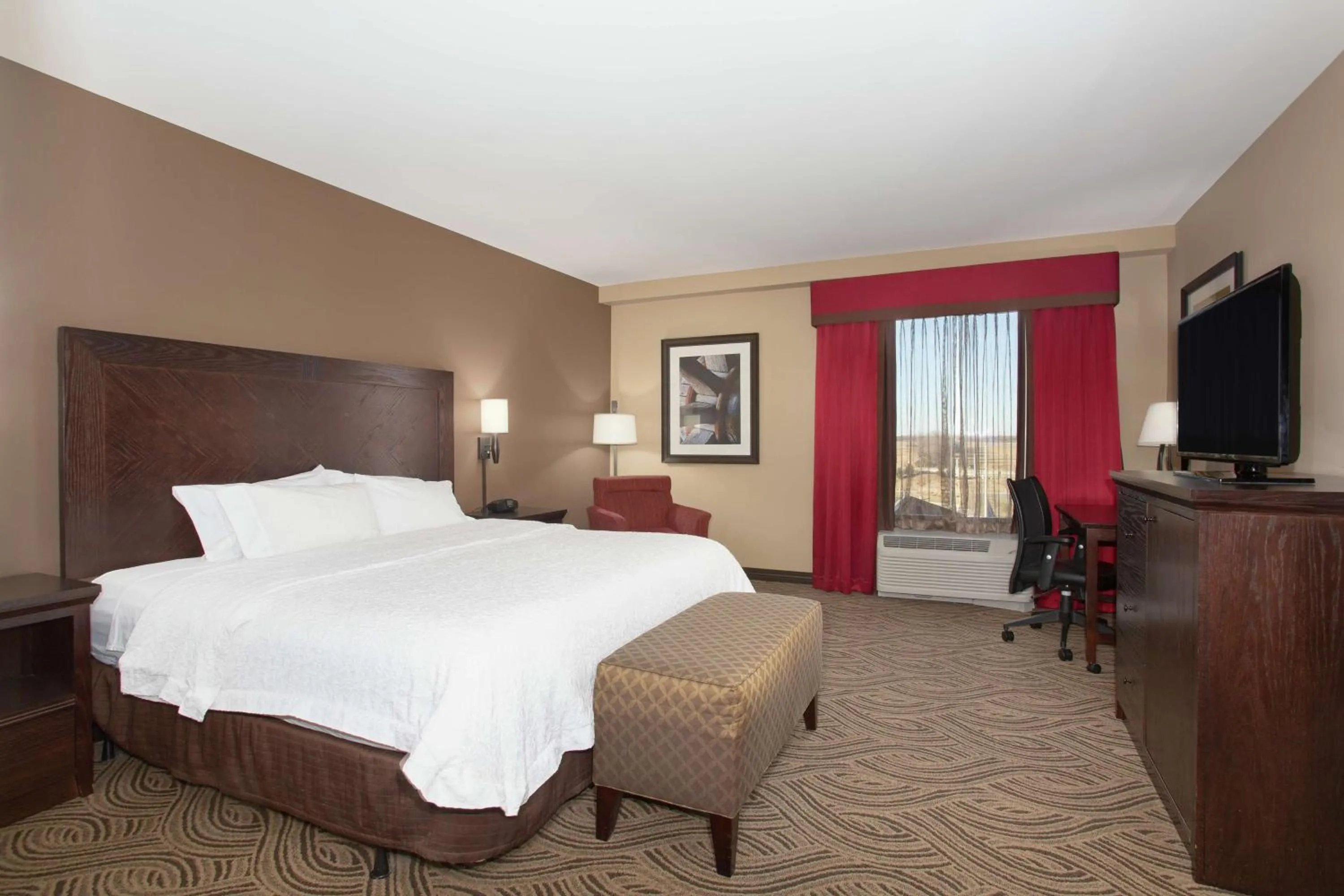 King Room with King Bed - Non-Smoking in Hampton Inn & Suites I-35/Mulvane