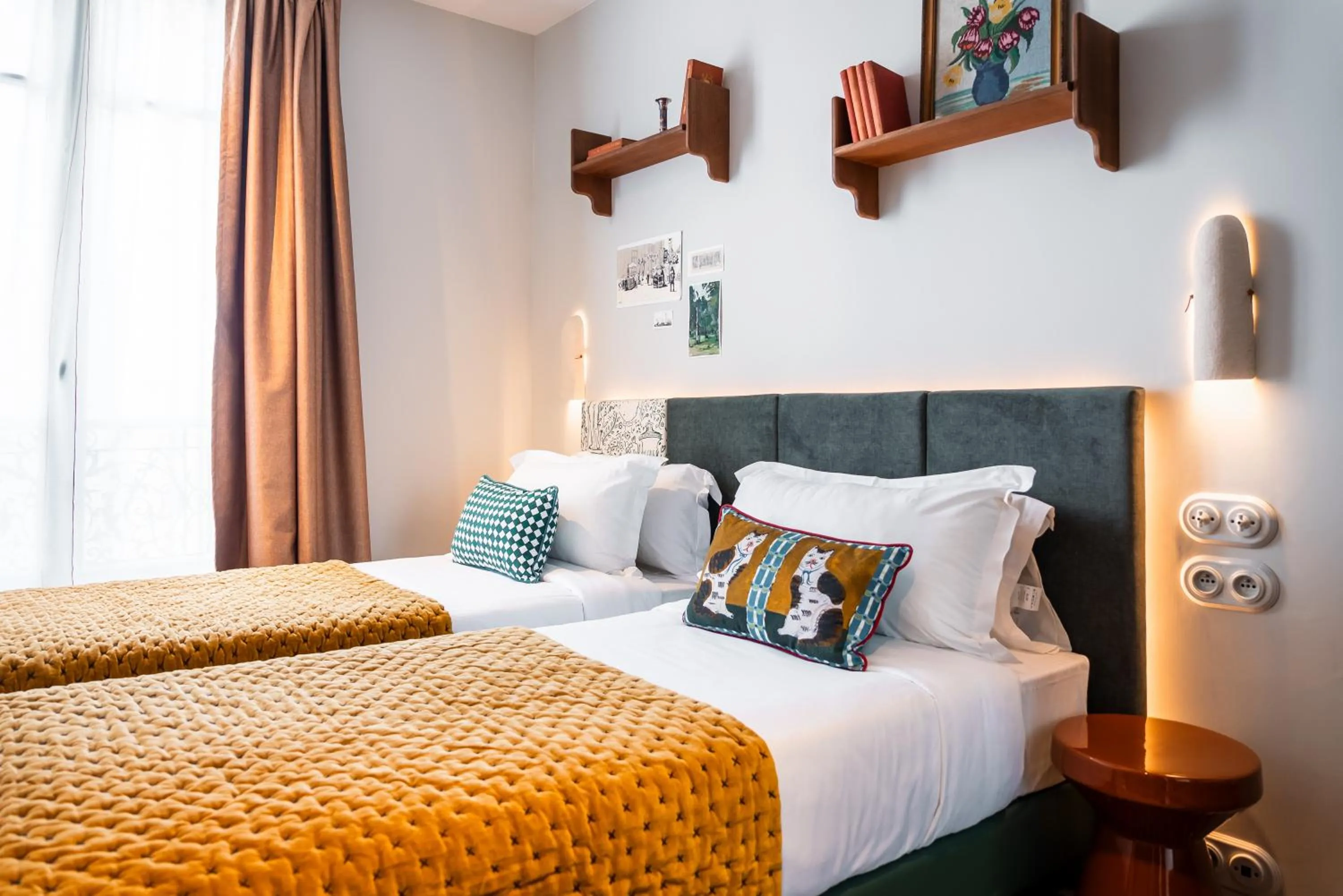 MEDIUM Twin or Double in Kraft Hotel