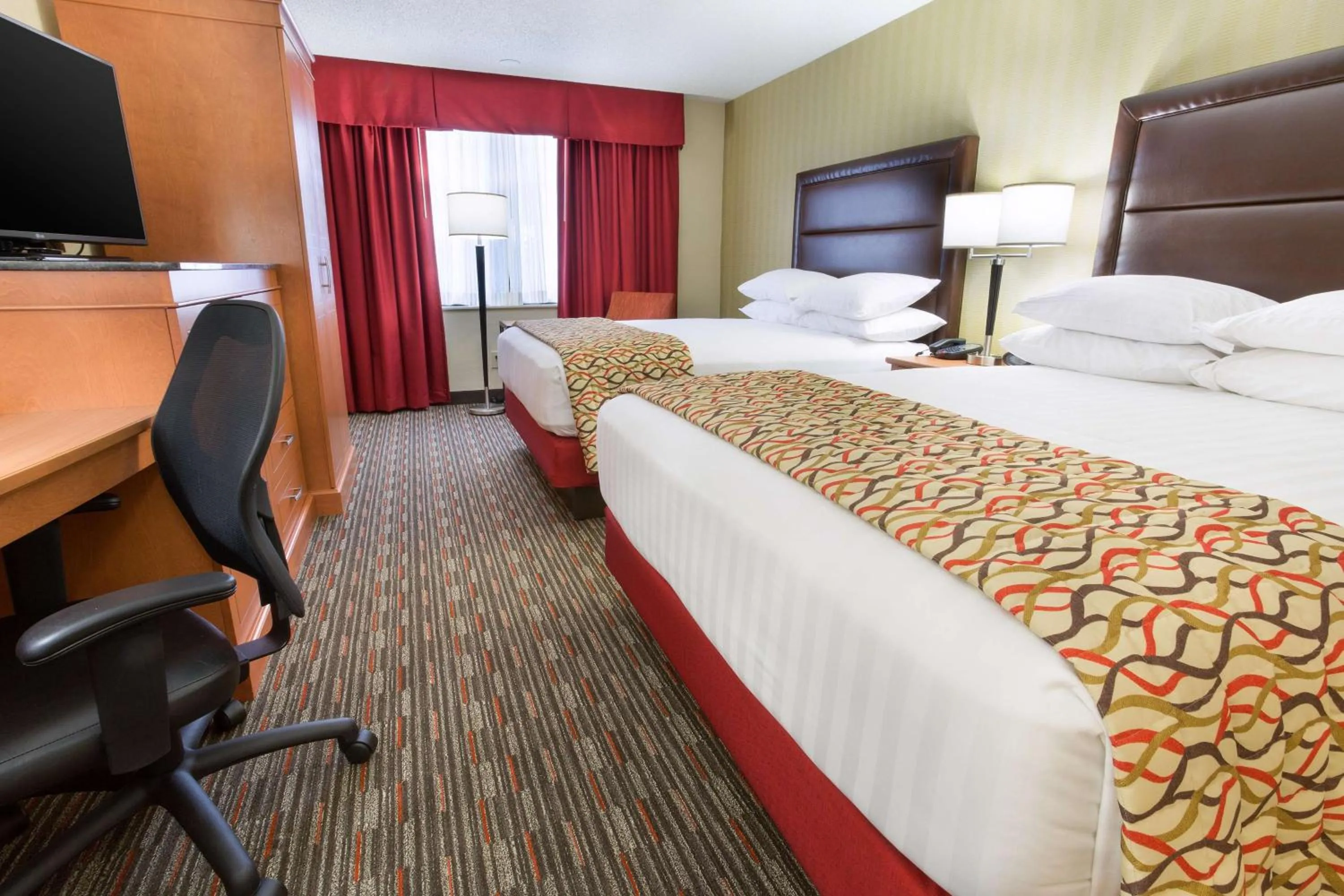 Deluxe Queen Room with Two Queen Beds - View in Drury Inn and Suites St Louis Union Station