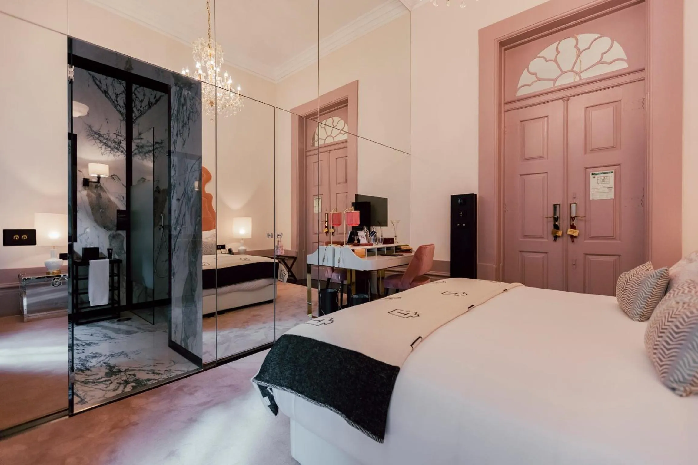 Classic Double or Twin Room in Torel Palace Porto