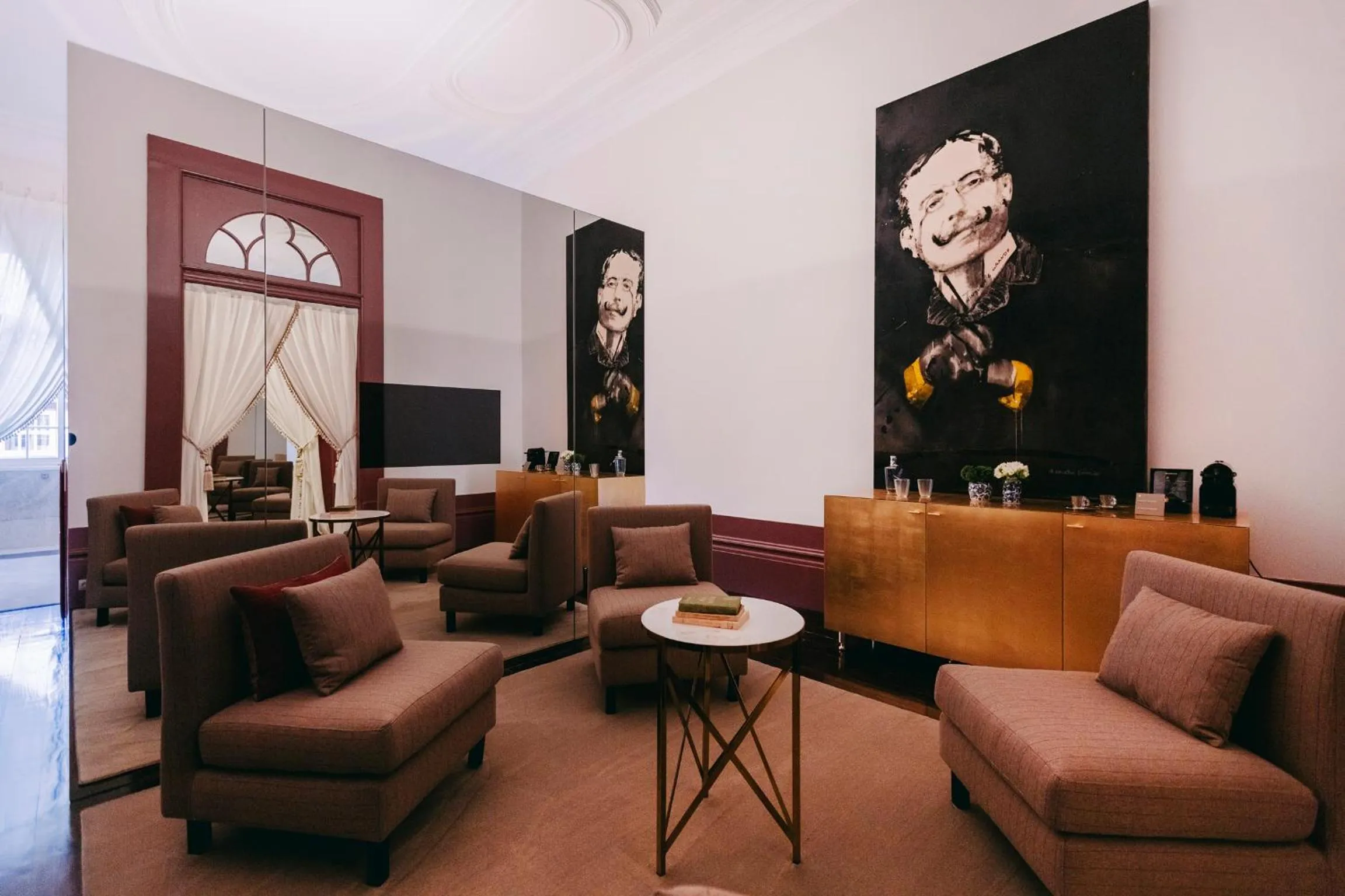 Superior Suite in Torel Palace Porto