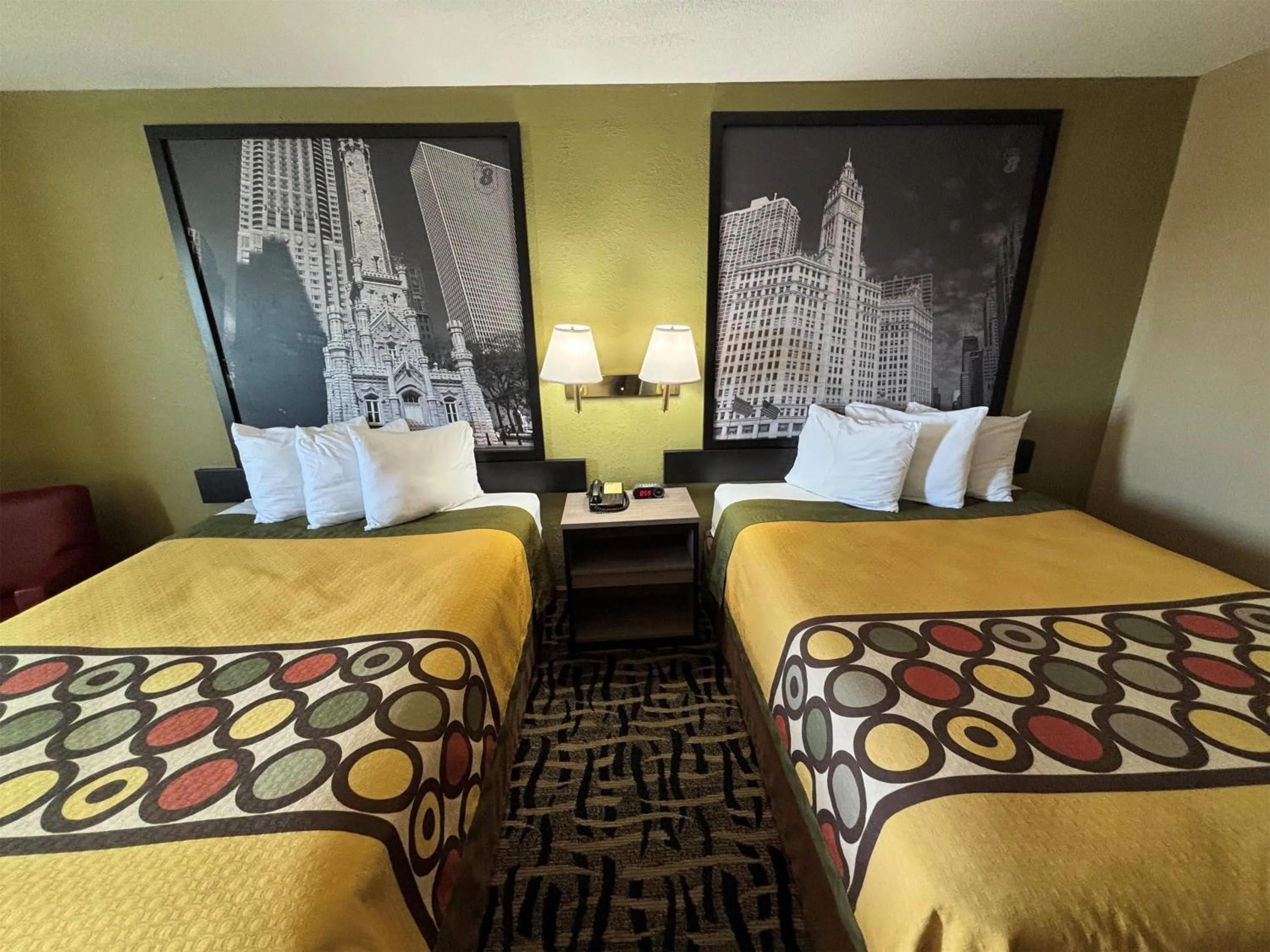 Queen Room with Two Queen Beds - Non-Smoking in Super 8 by Wyndham McLean/Bloomington SW