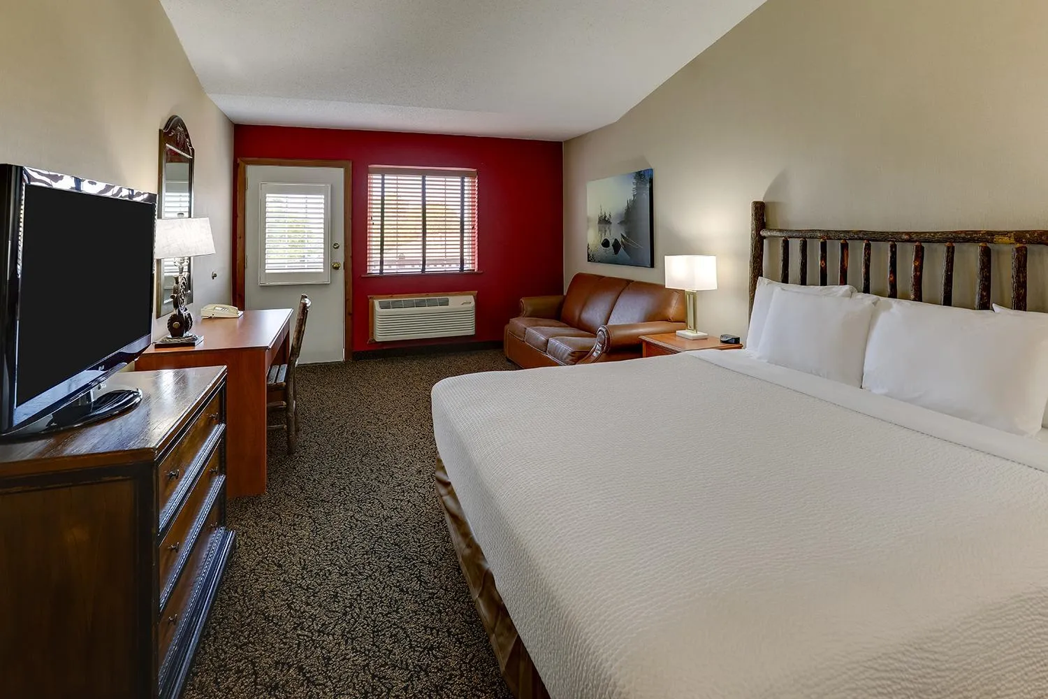 Superior King Room in Stoney Creek Hotel Peoria