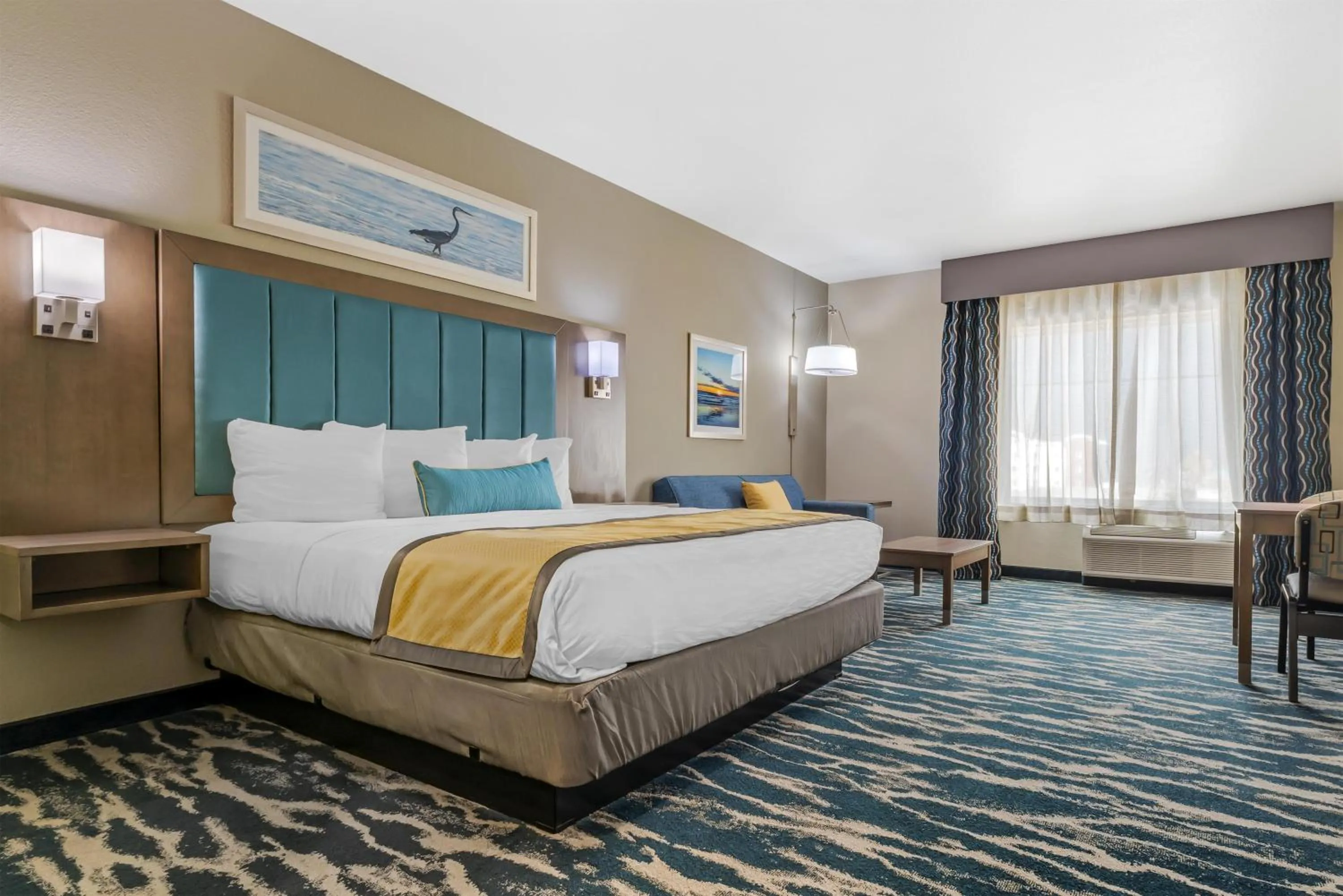 King Room with Sofa Bed, Kitchenette and Bay View - Non-Smoking in Executive Residency by Best Western Corpus Christi