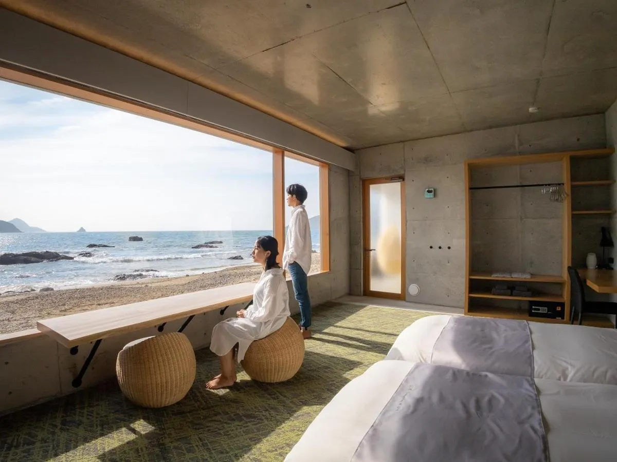 Villa - single occupancy in Denpaku The Beachfront MIJORA