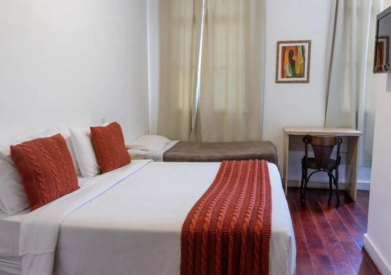 Comfort Room in Grão Pará Petrópolis