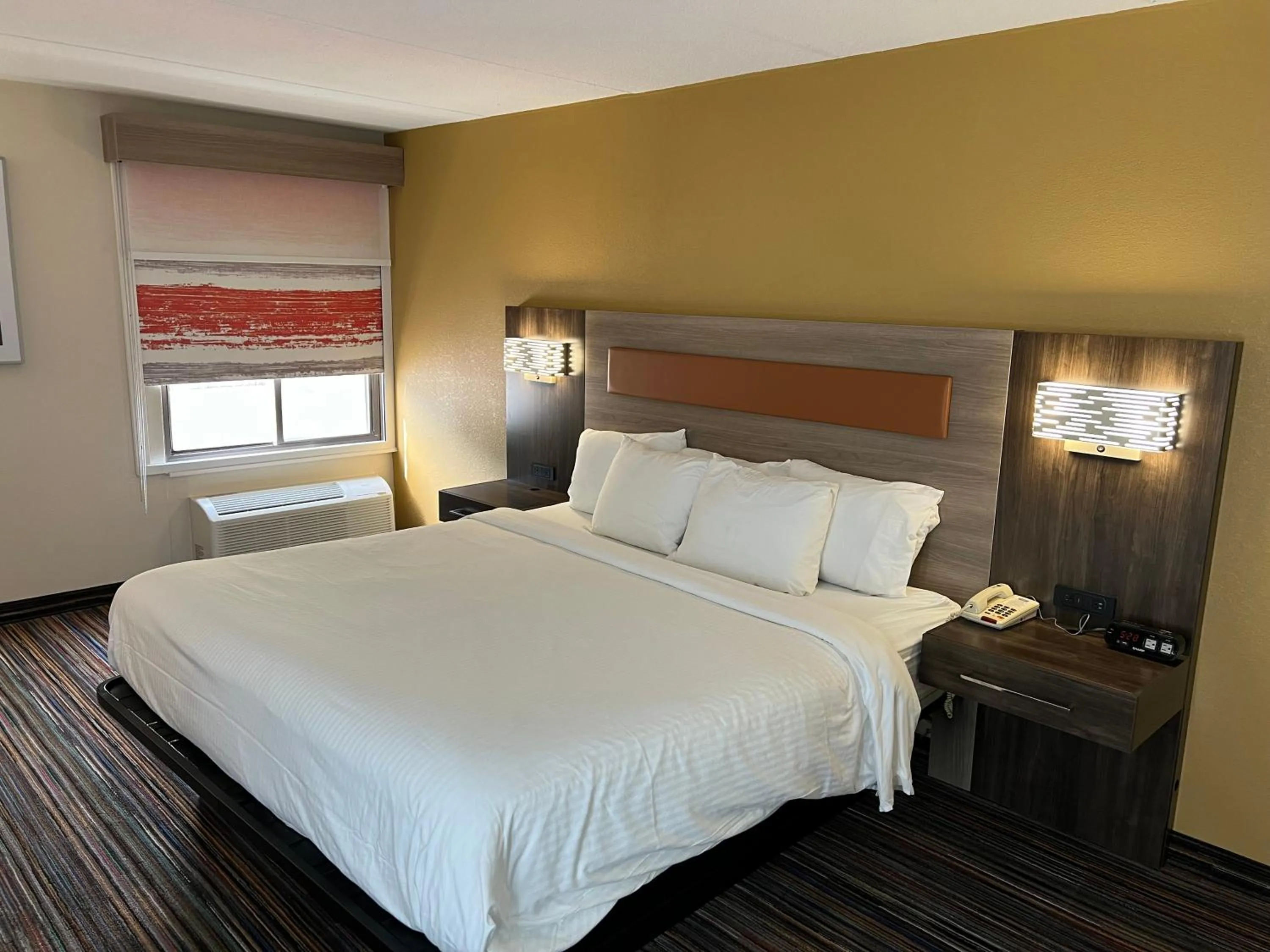 King Room - Accessible/Non-Smoking in Rodeway Inn Little Falls