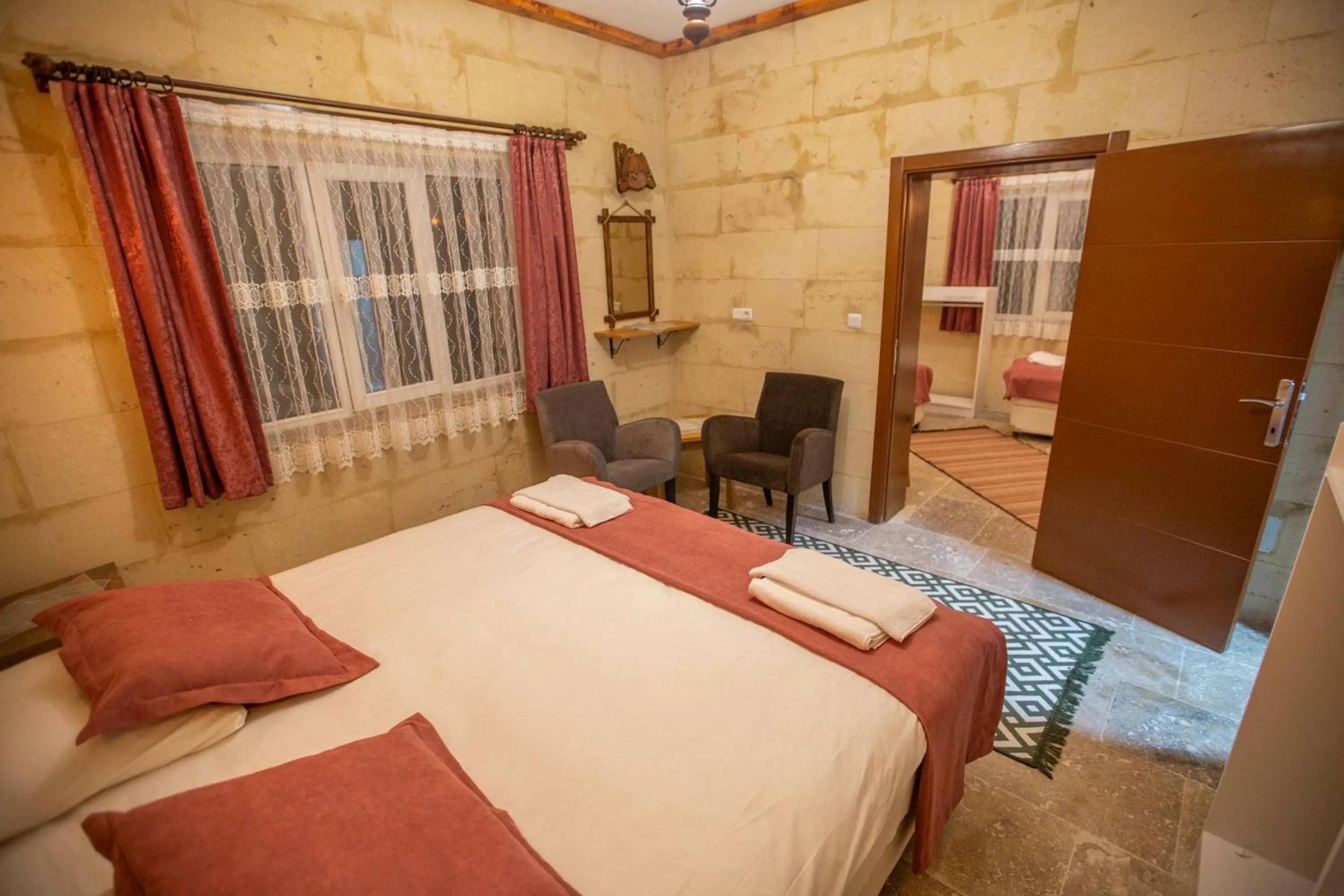 Family Suite in Capiedra Hotel