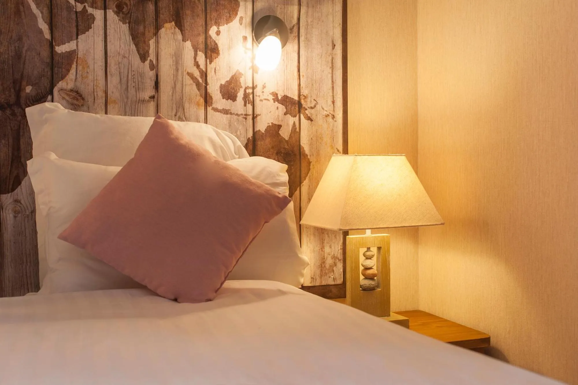 Family Room in Manoir de la Roche Torin, The Originals Relais