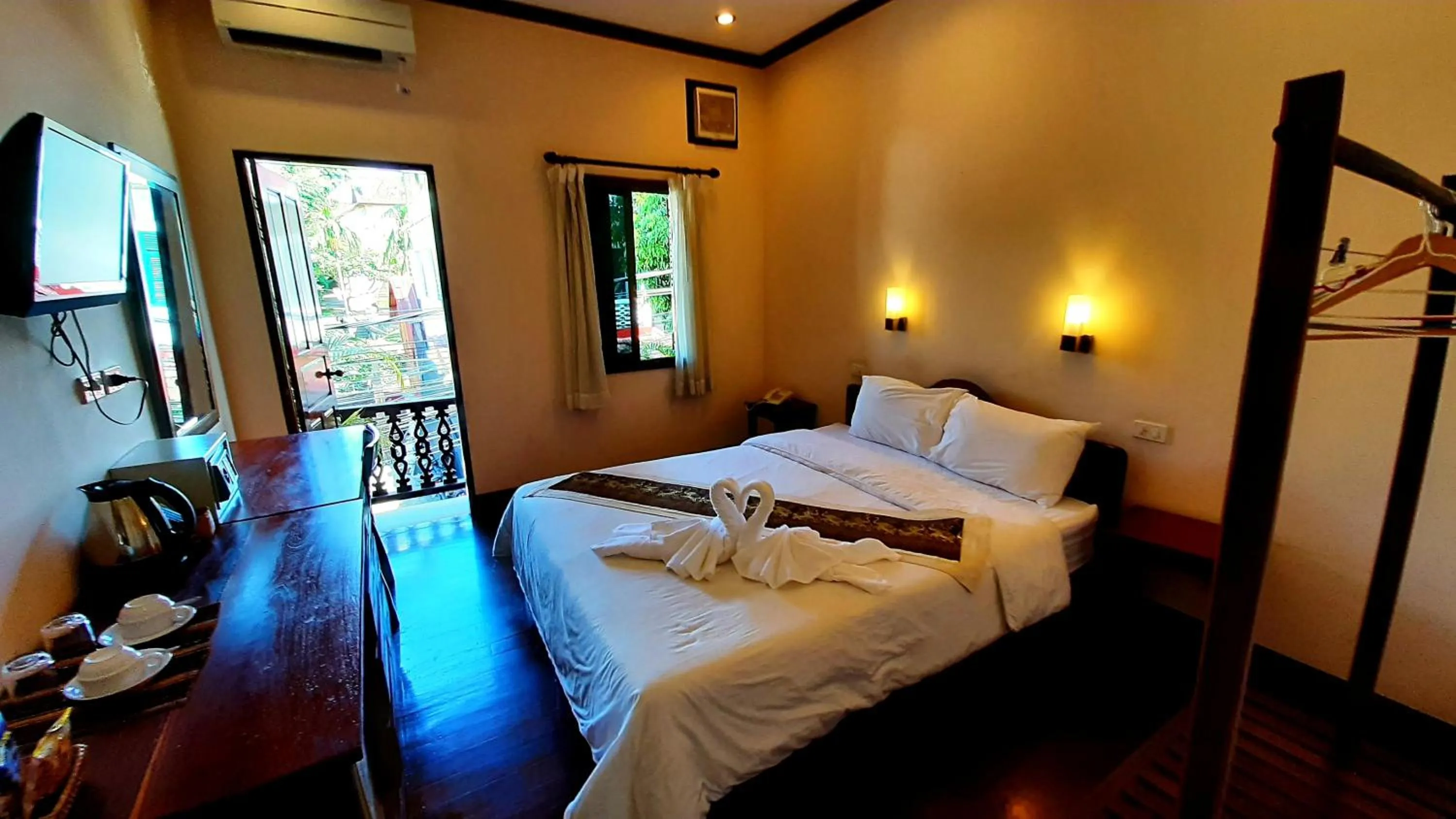 Double Room with Balcony in Pakhongthong Villa