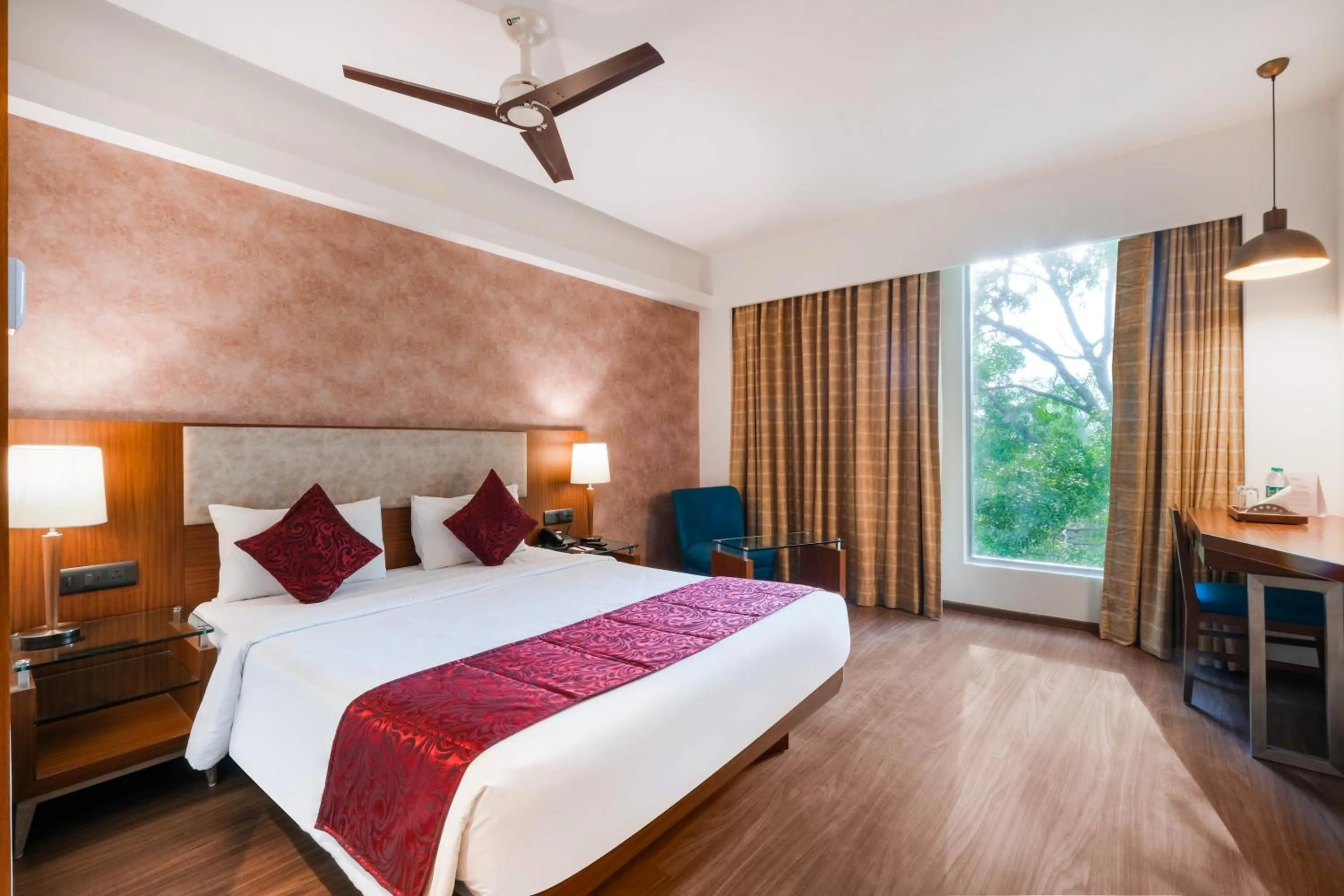Deluxe Double or Twin Room - single occupancy in 7 Apple Hotel - Viman Nagar Pune