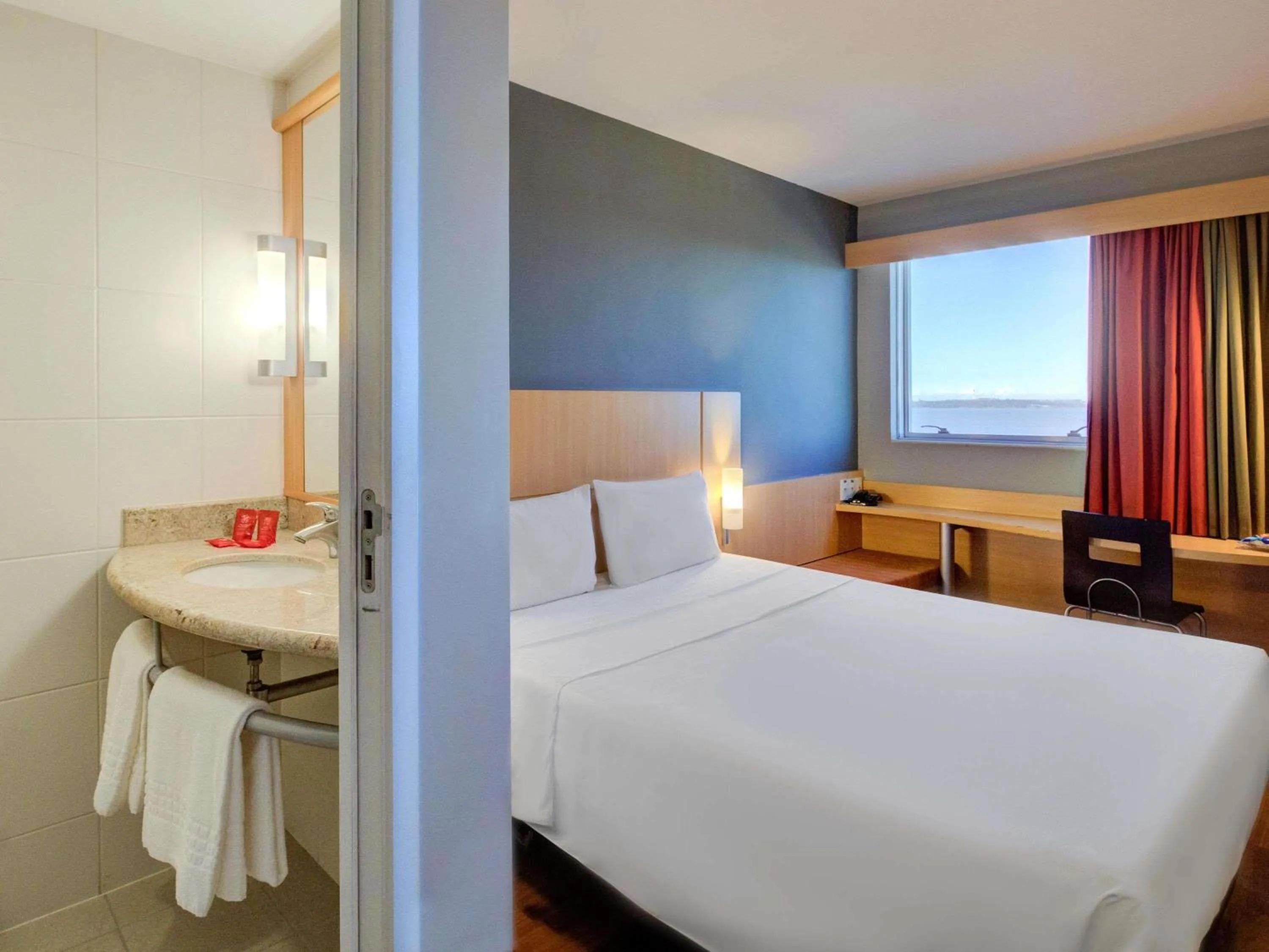 Superior Apartment in ibis Vitoria Praia de Camburi