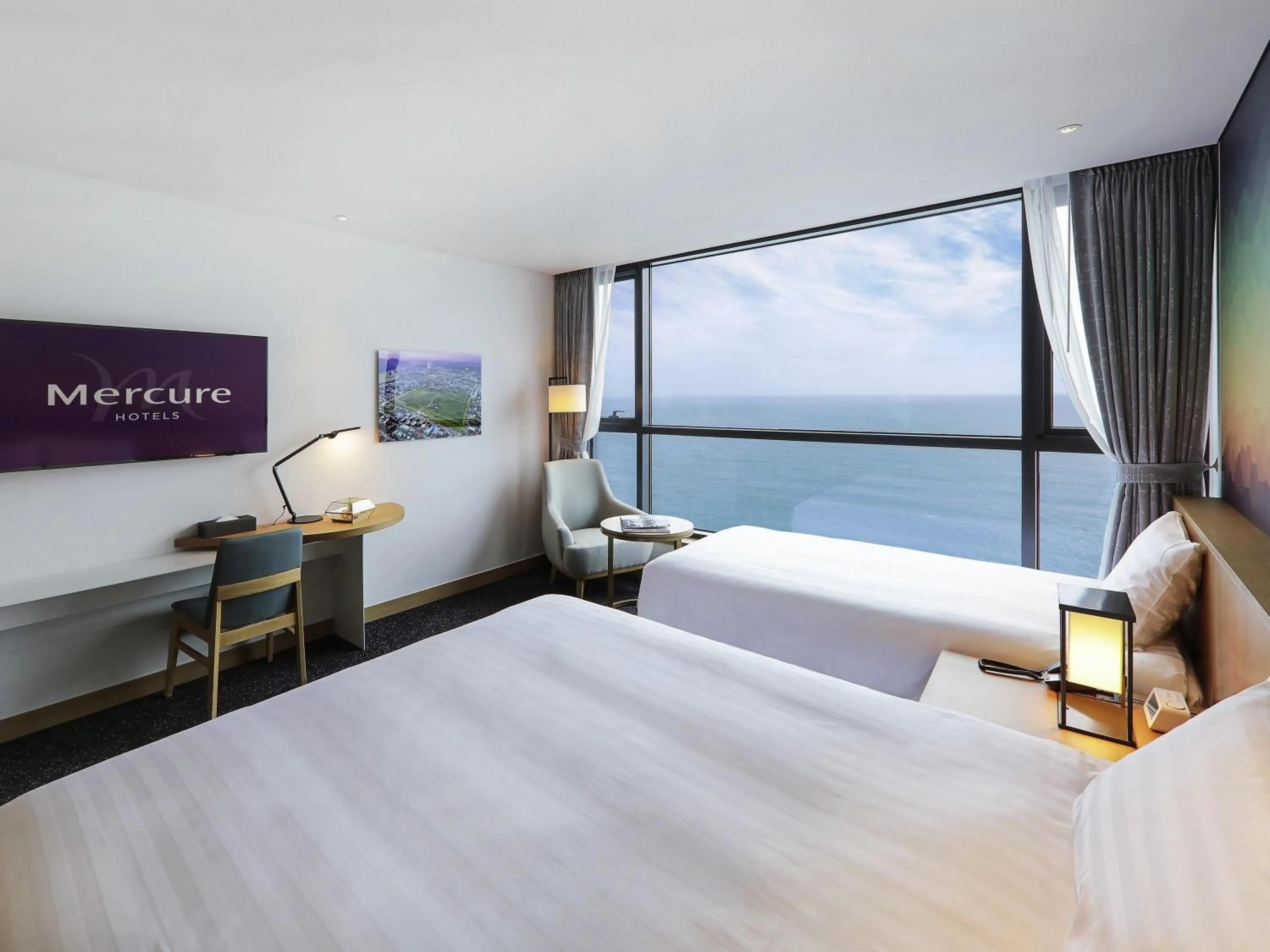 Privilege Family Room with Ocean Front view in Mercure Ambassador Ulsan