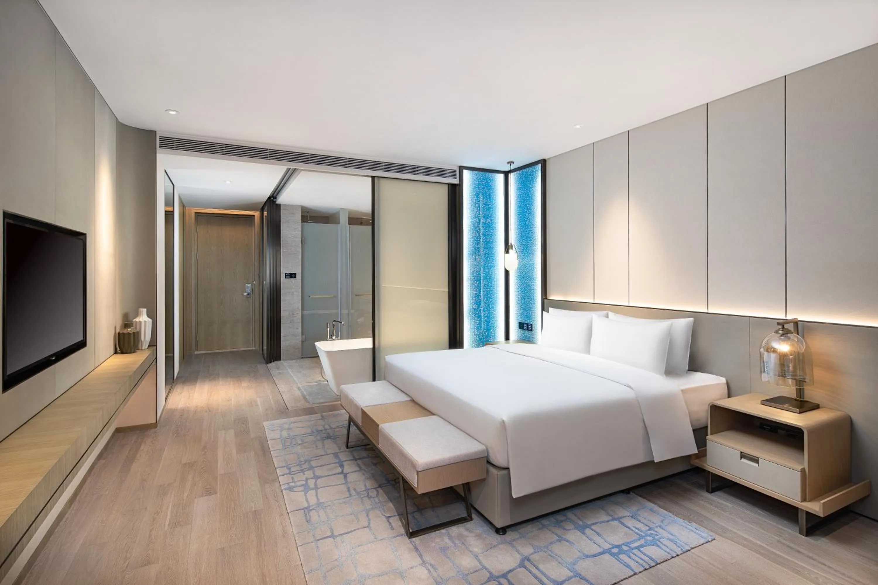 Deluxe Room - single occupancy in Radisson Blu Hangzhou Xintiandi