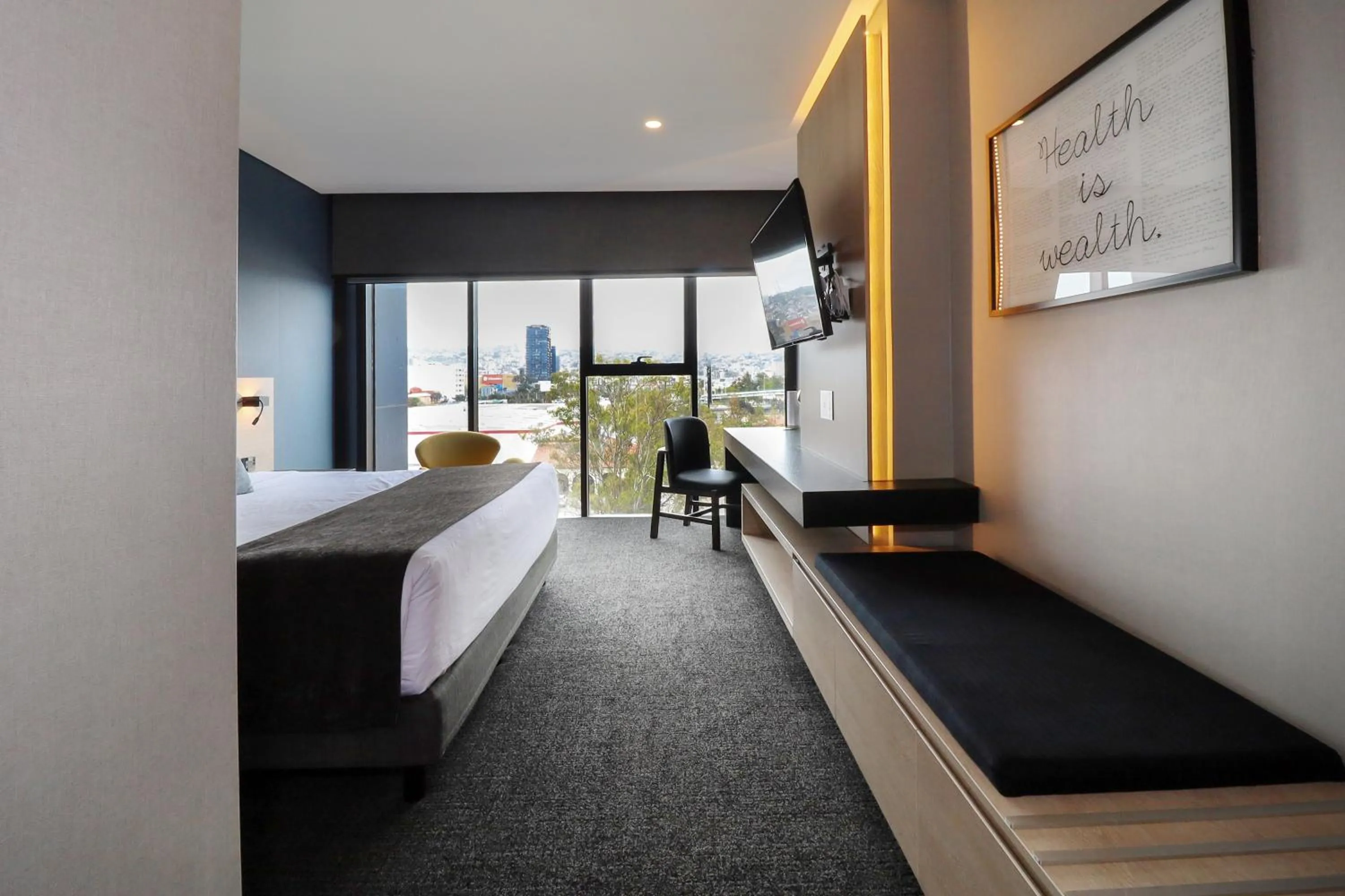 Standard King Room in QUARTZ HOTEL & SPA