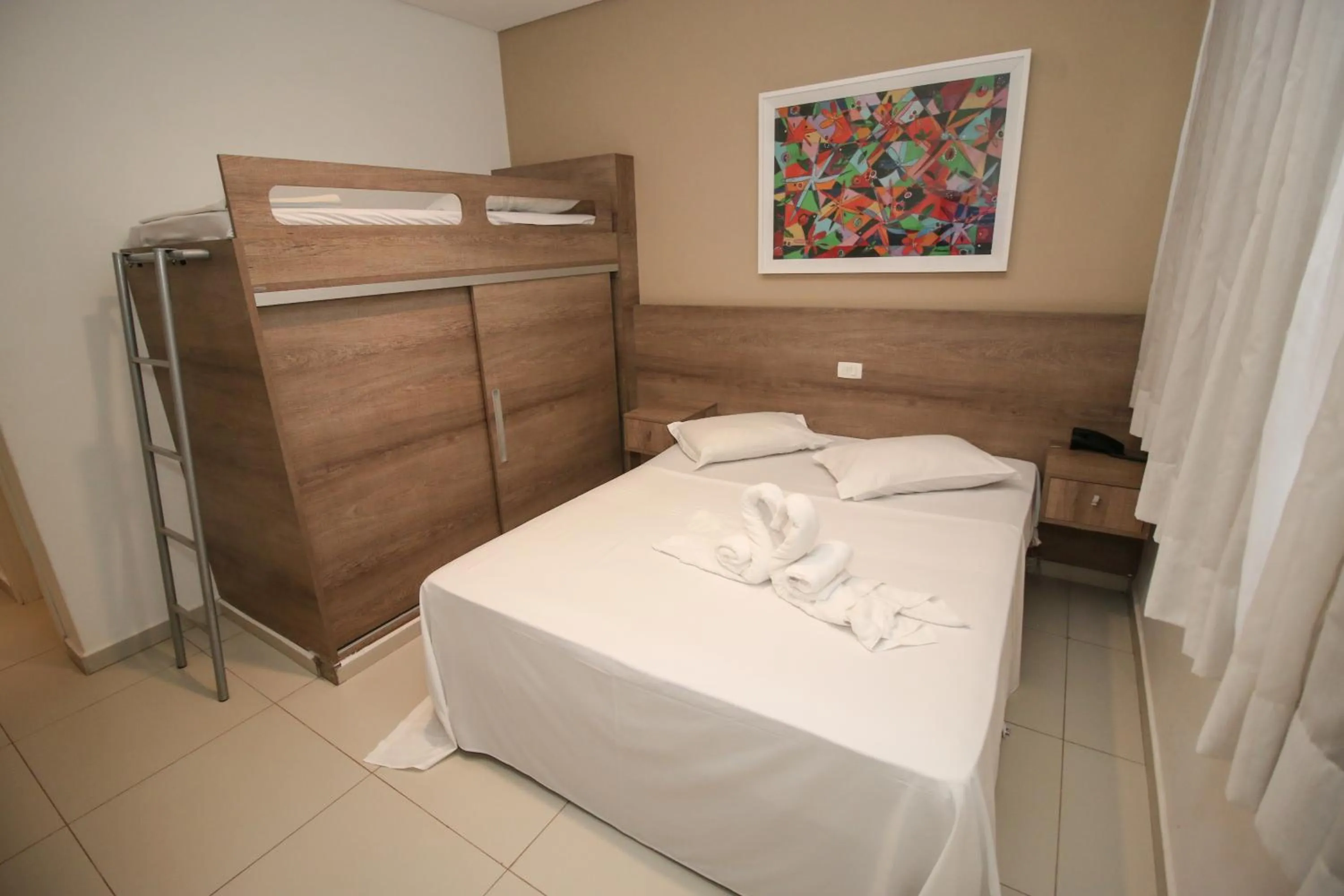 Luxury Triple Room - single occupancy in Hotel da Praça