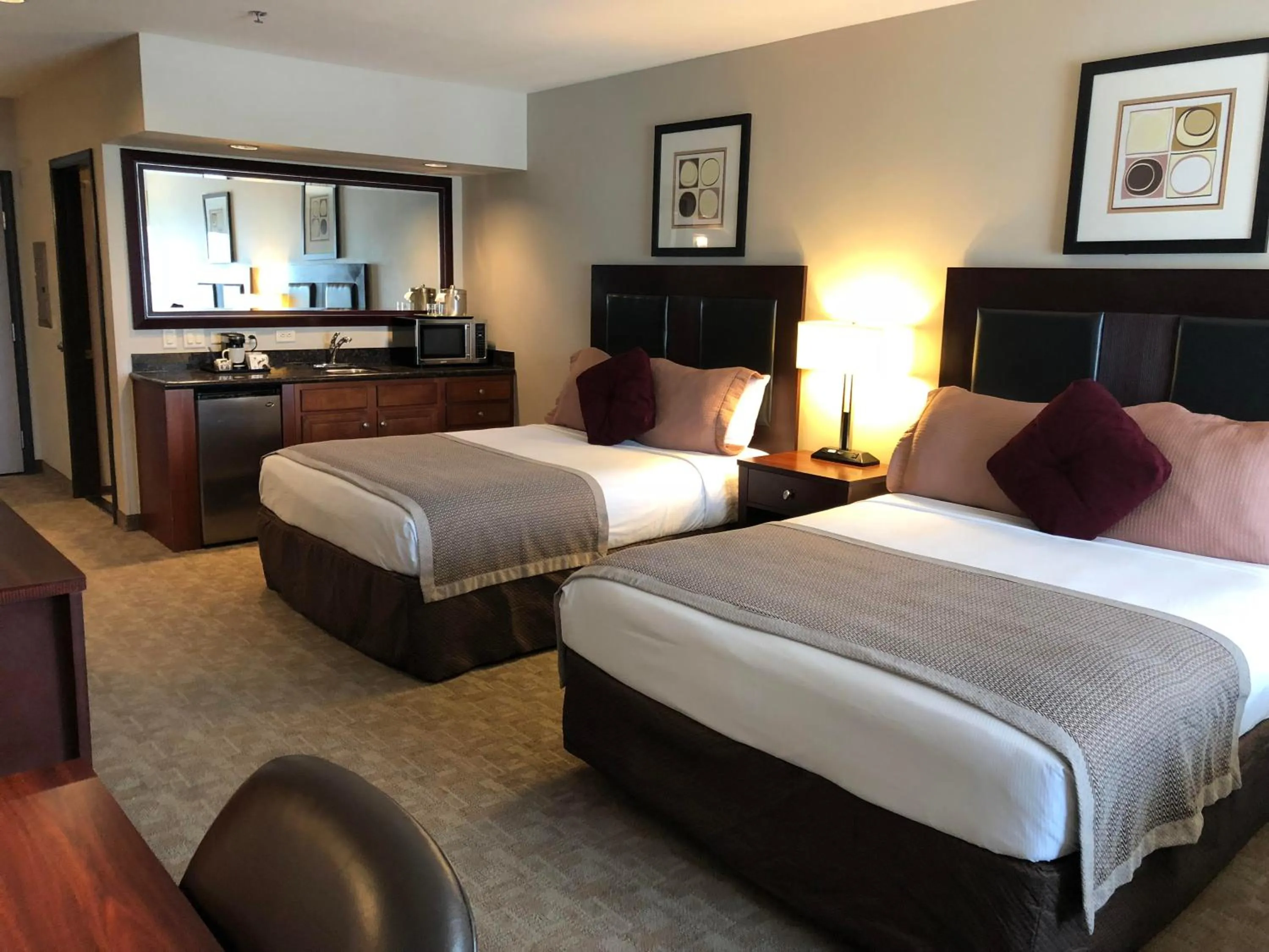 Queen Room with Two Queen Beds - single occupancy in Shilo Inn Killeen