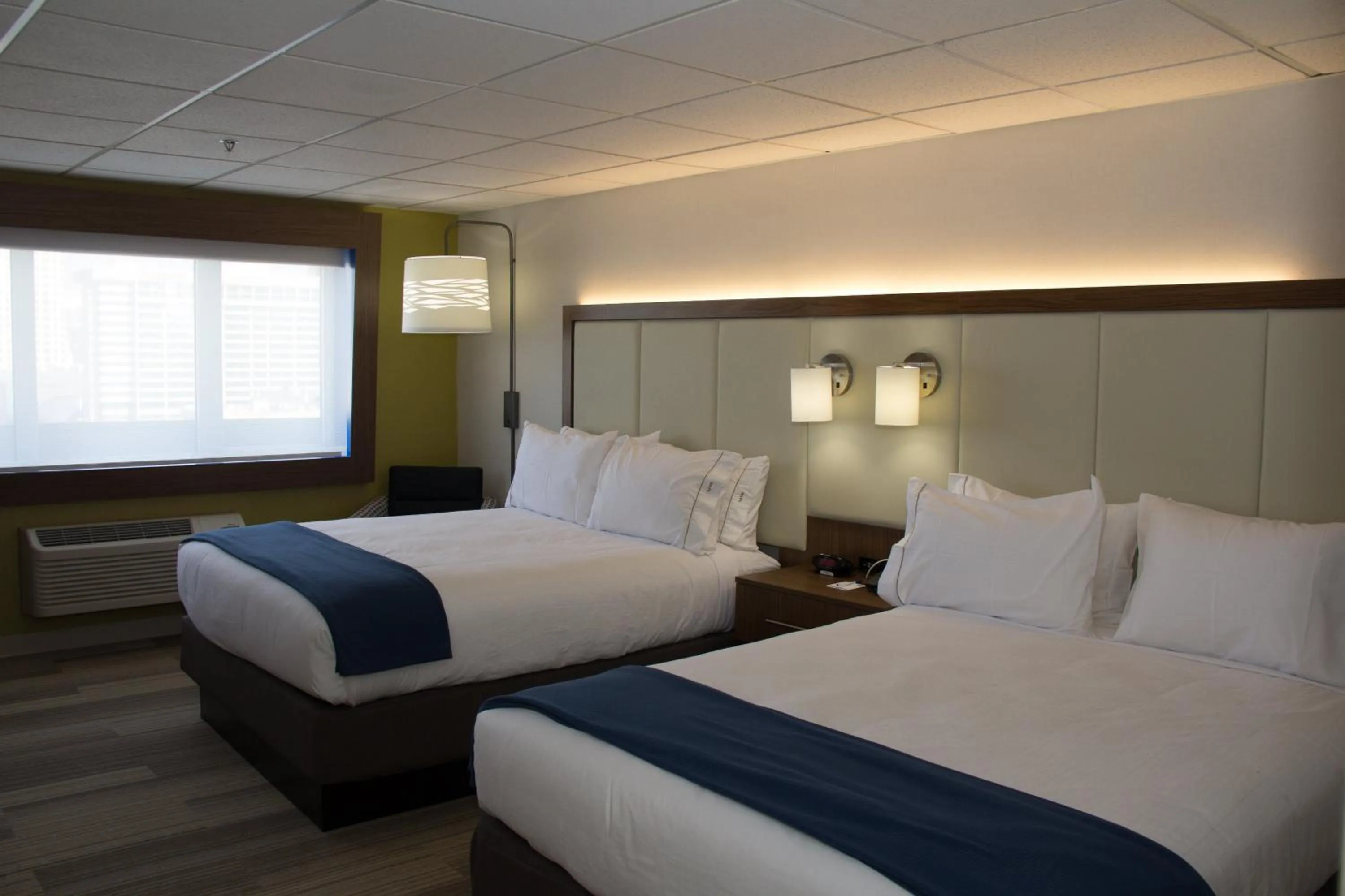 Standard King Room - Communications Accessible in Holiday Inn Express Salt Lake City Downtown by IHG