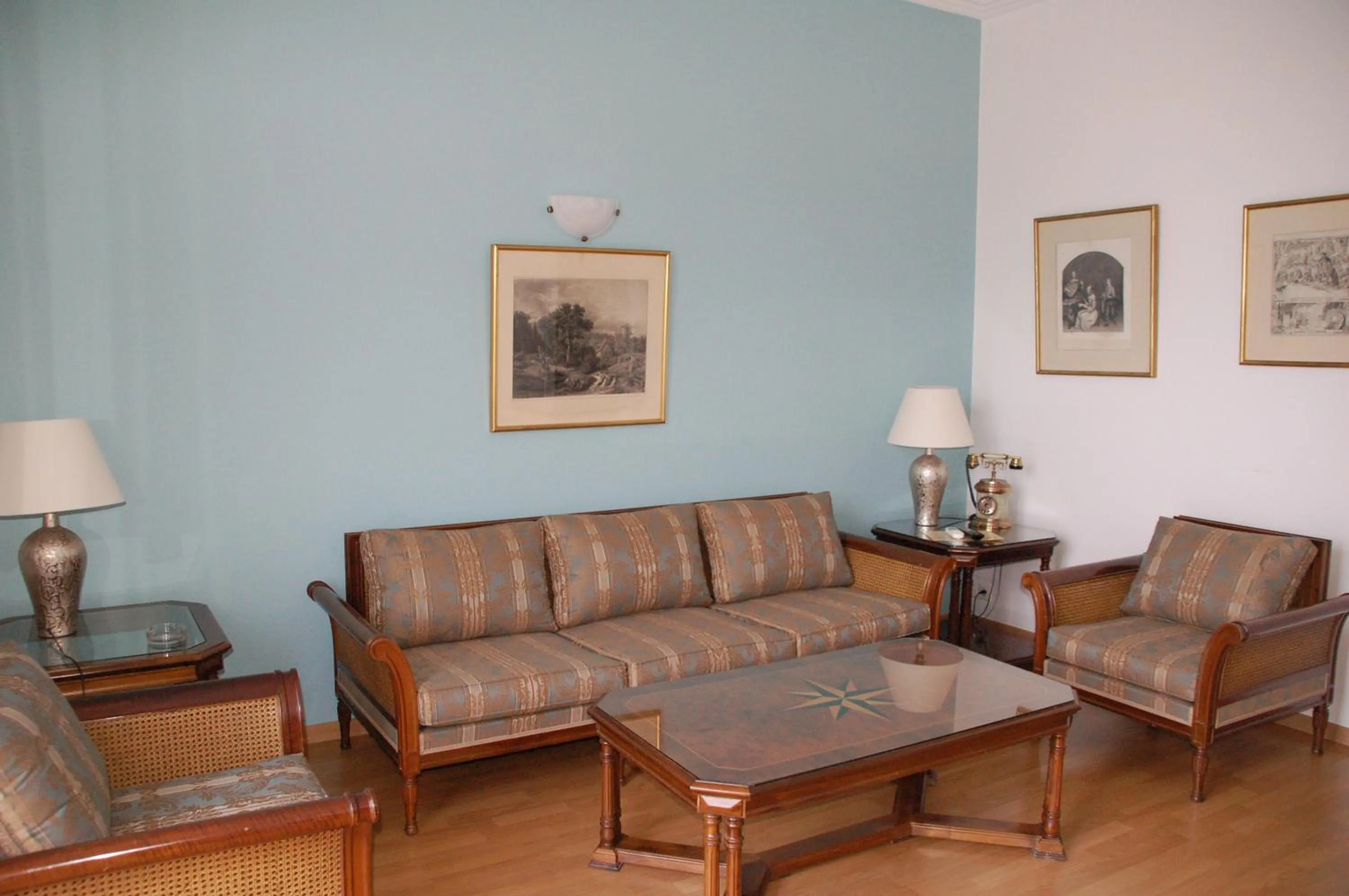 Junior Suite in City Marina