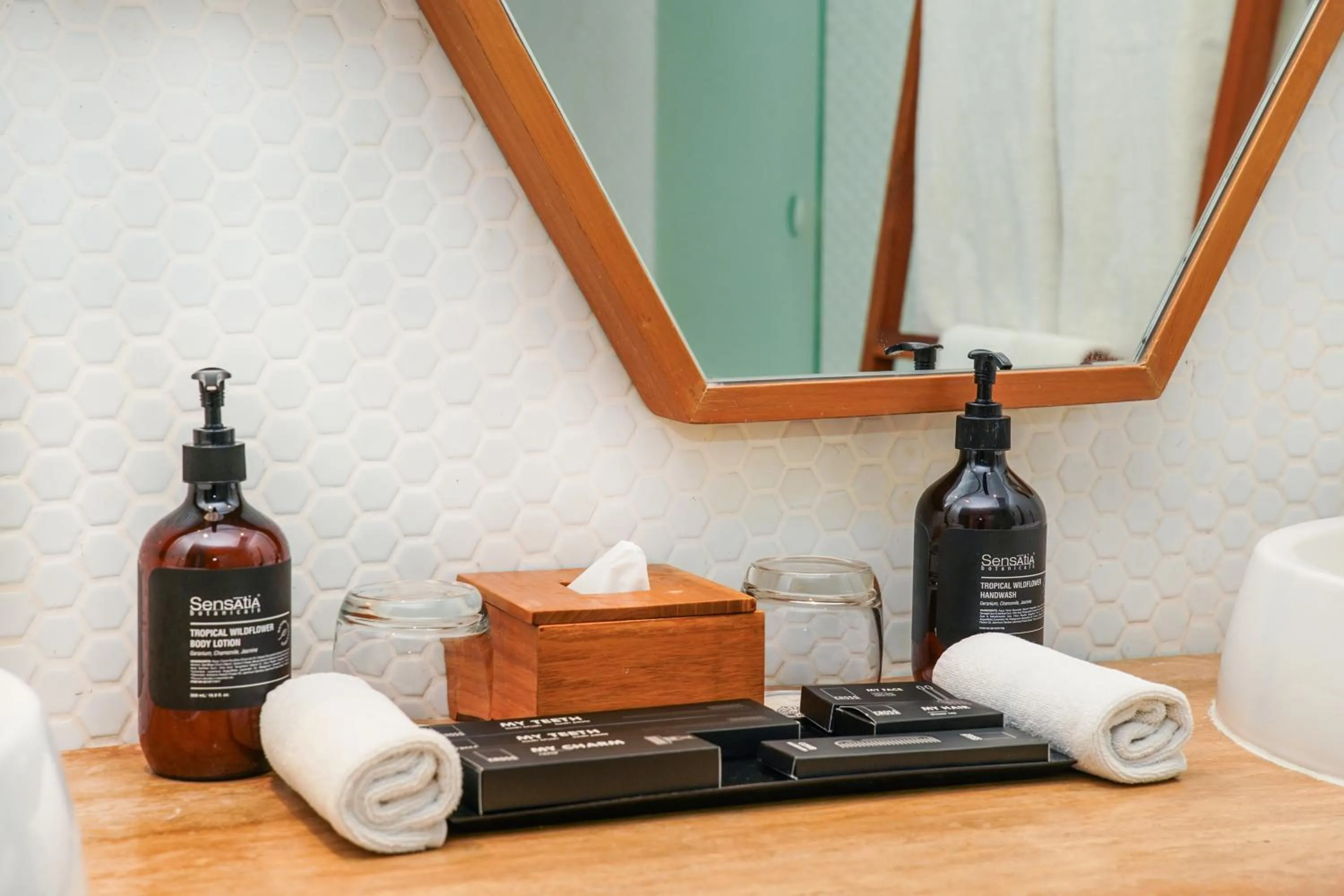 Corner Suite in Cross Paasha Bali Seminyak