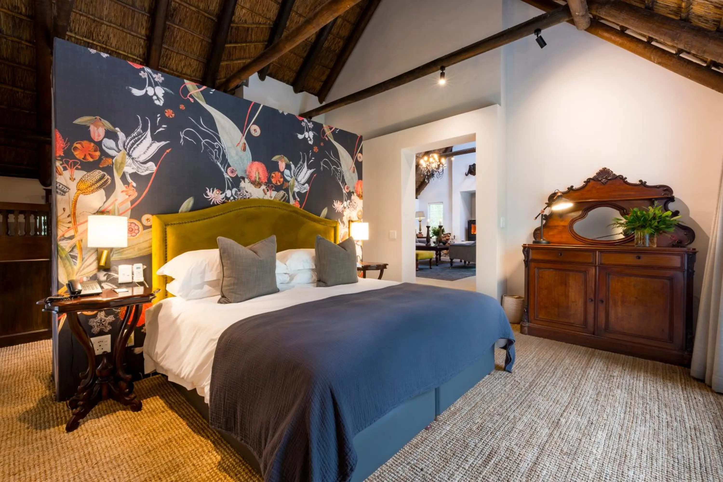 Suite with Private Pool - single occupancy in Hunter's Country House