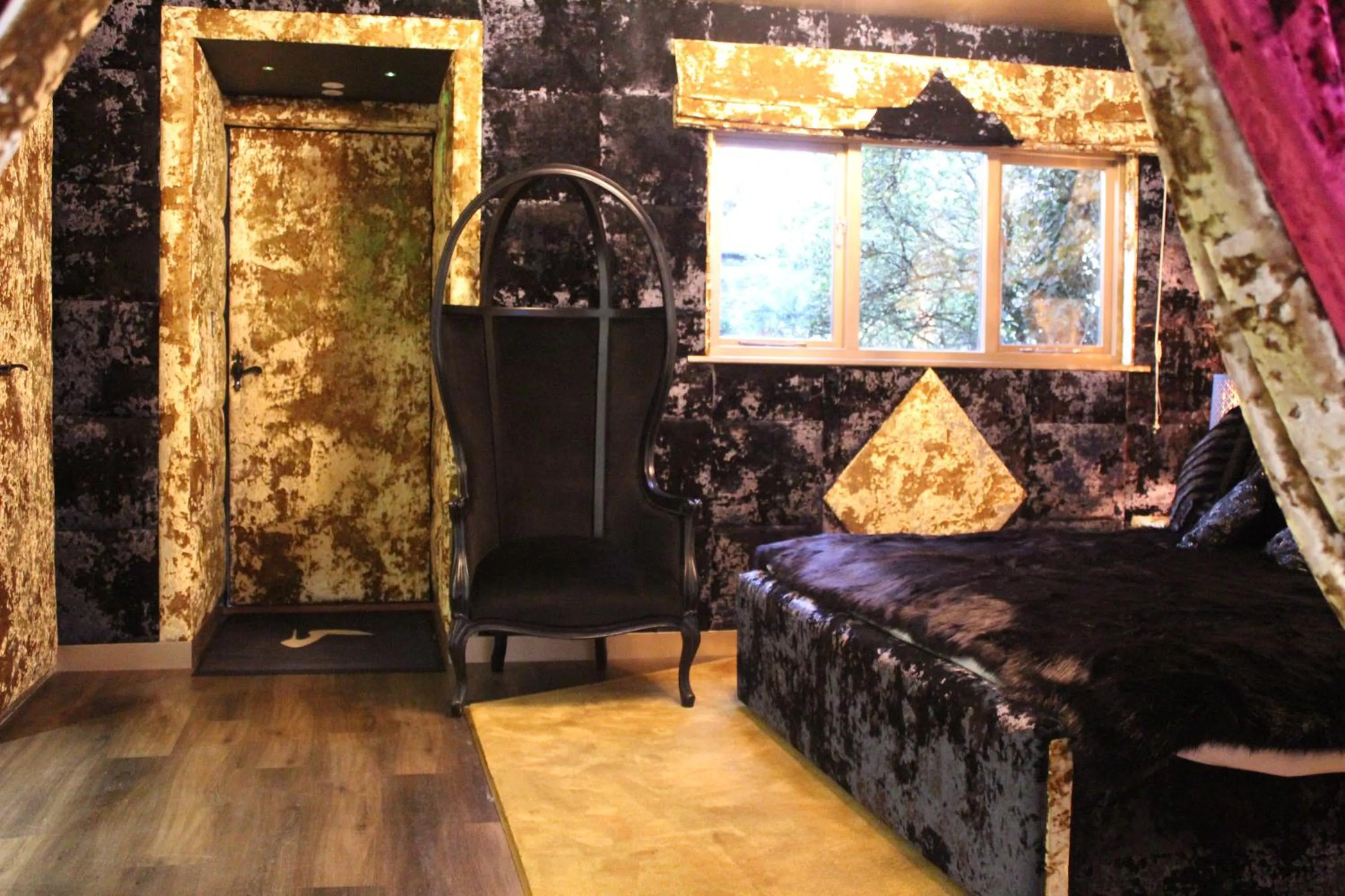 Suite with Hot Tub in Who'd A Thought It