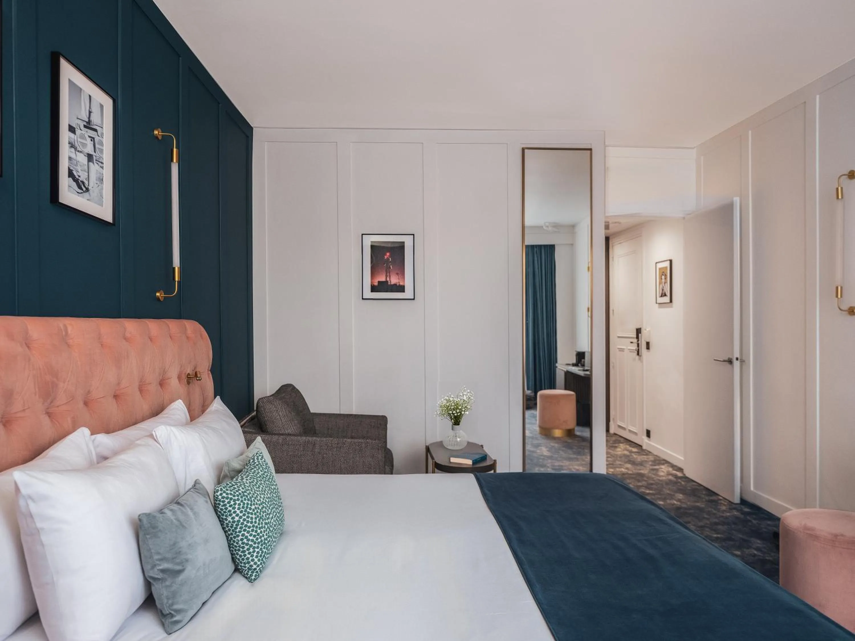 Two Connecting Double Rooms in PLEY Hotel