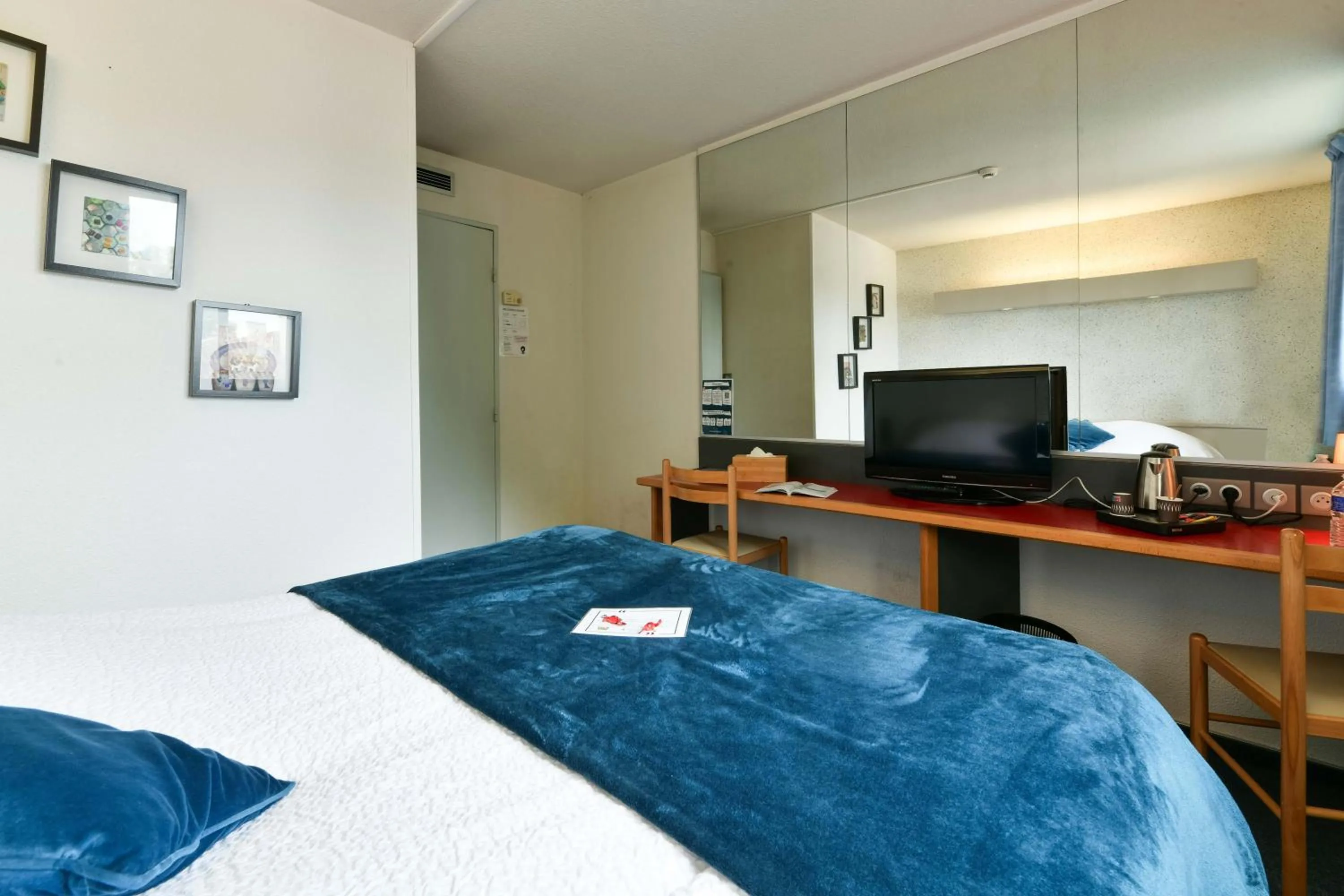 Queen Room in Logis Hôtel & Restaurant Ludik