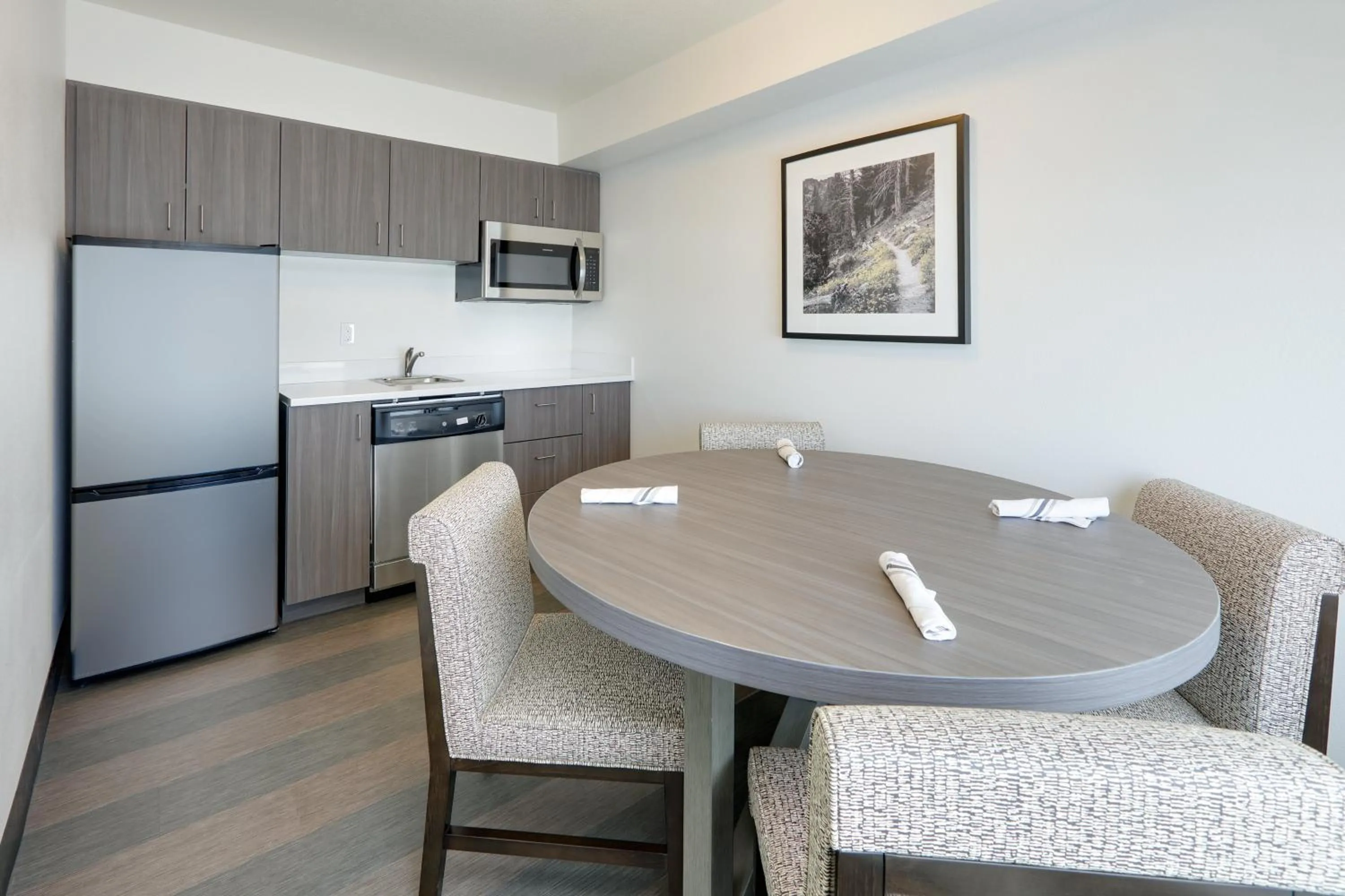 King Suite with Sofa Bed in Holiday Inn Twin Falls by IHG