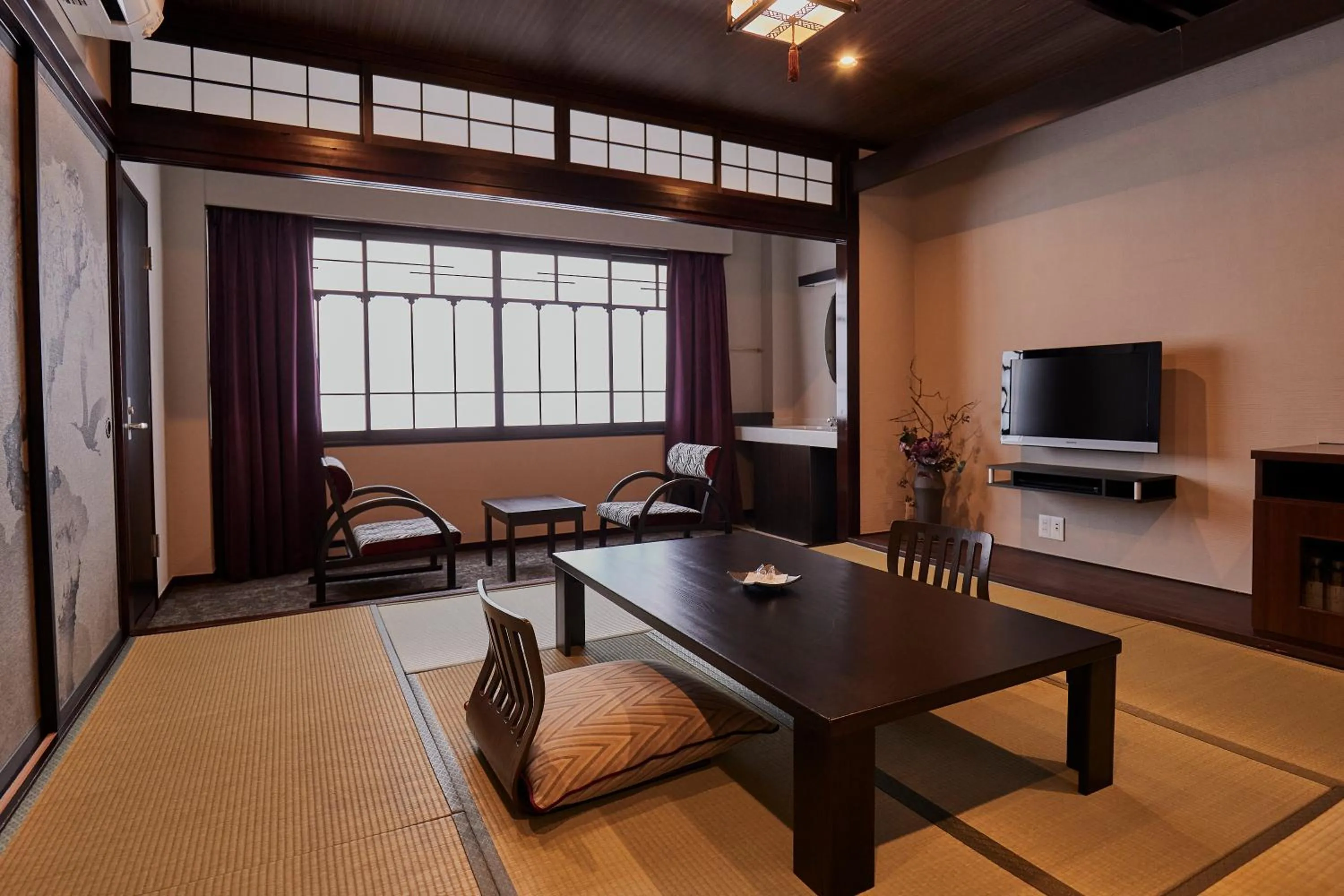 Classic Triple Room in Kamisuwa Onsen Shinyu