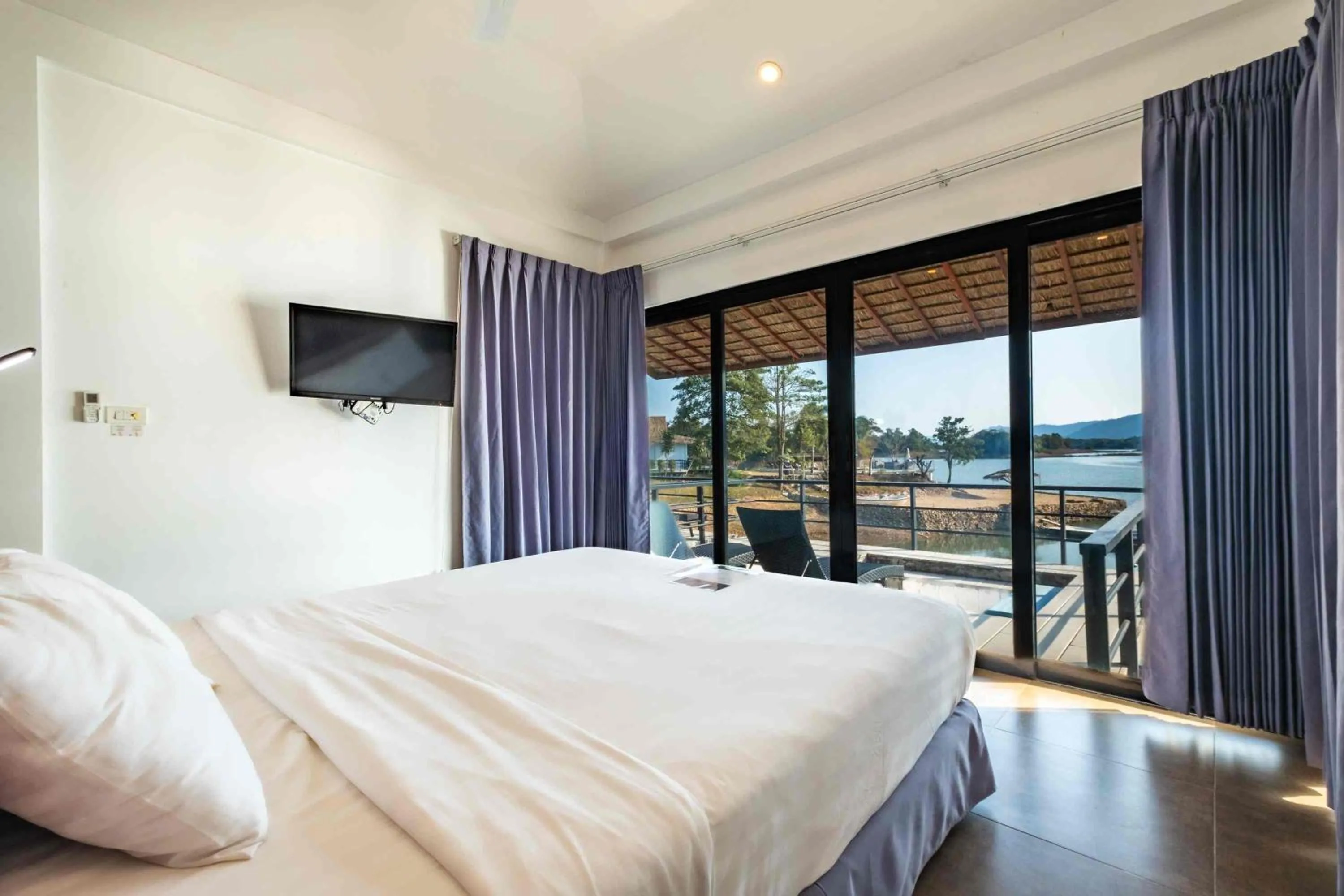 Deluxe Bungalow in The Sanctuary Nam Ngum Beach Resort