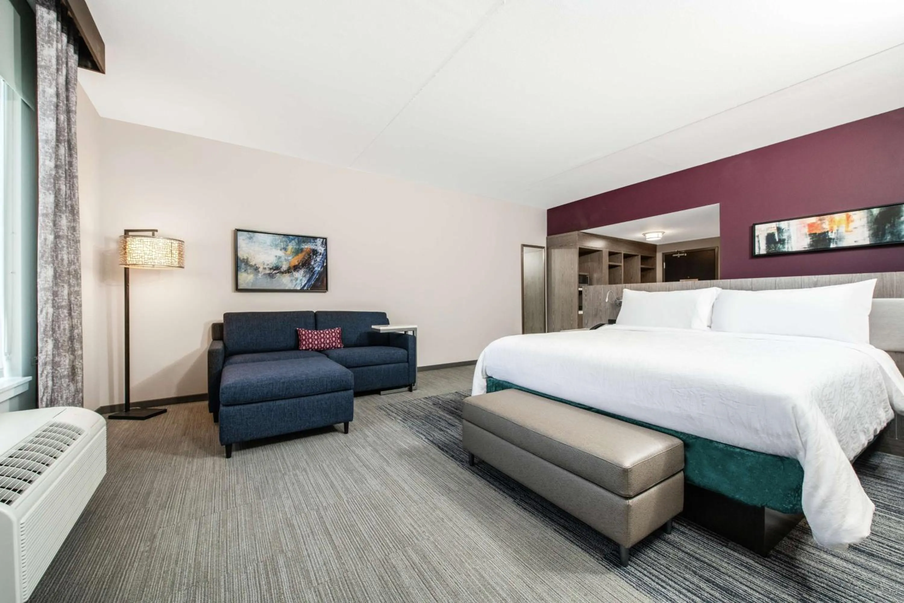 King Room with Sofa Bed in Hilton Garden Inn Pittsburgh Area Beaver Valley, Pa