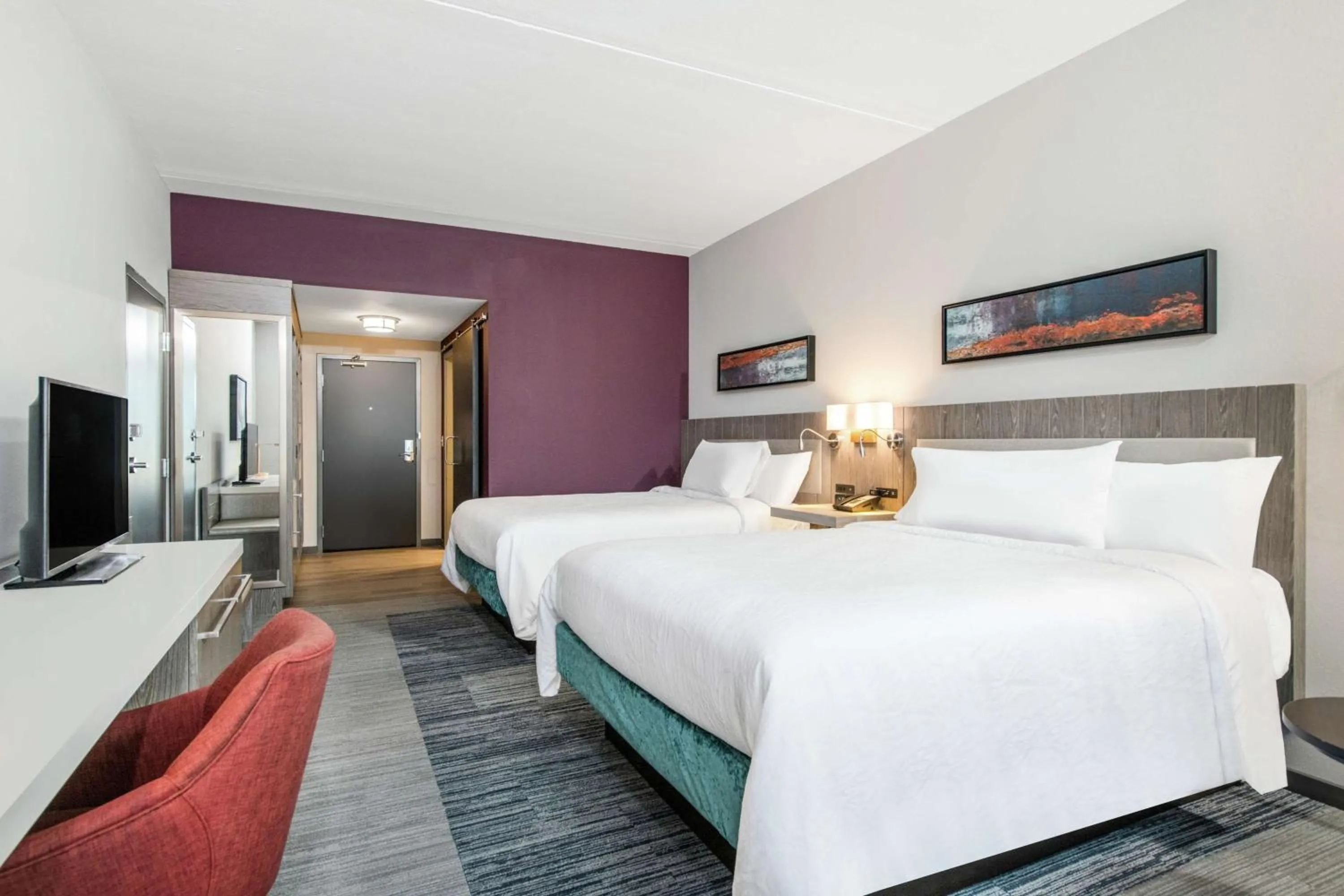 Premium Queen Room with Two Queen Beds in Hilton Garden Inn Pittsburgh Area Beaver Valley, Pa