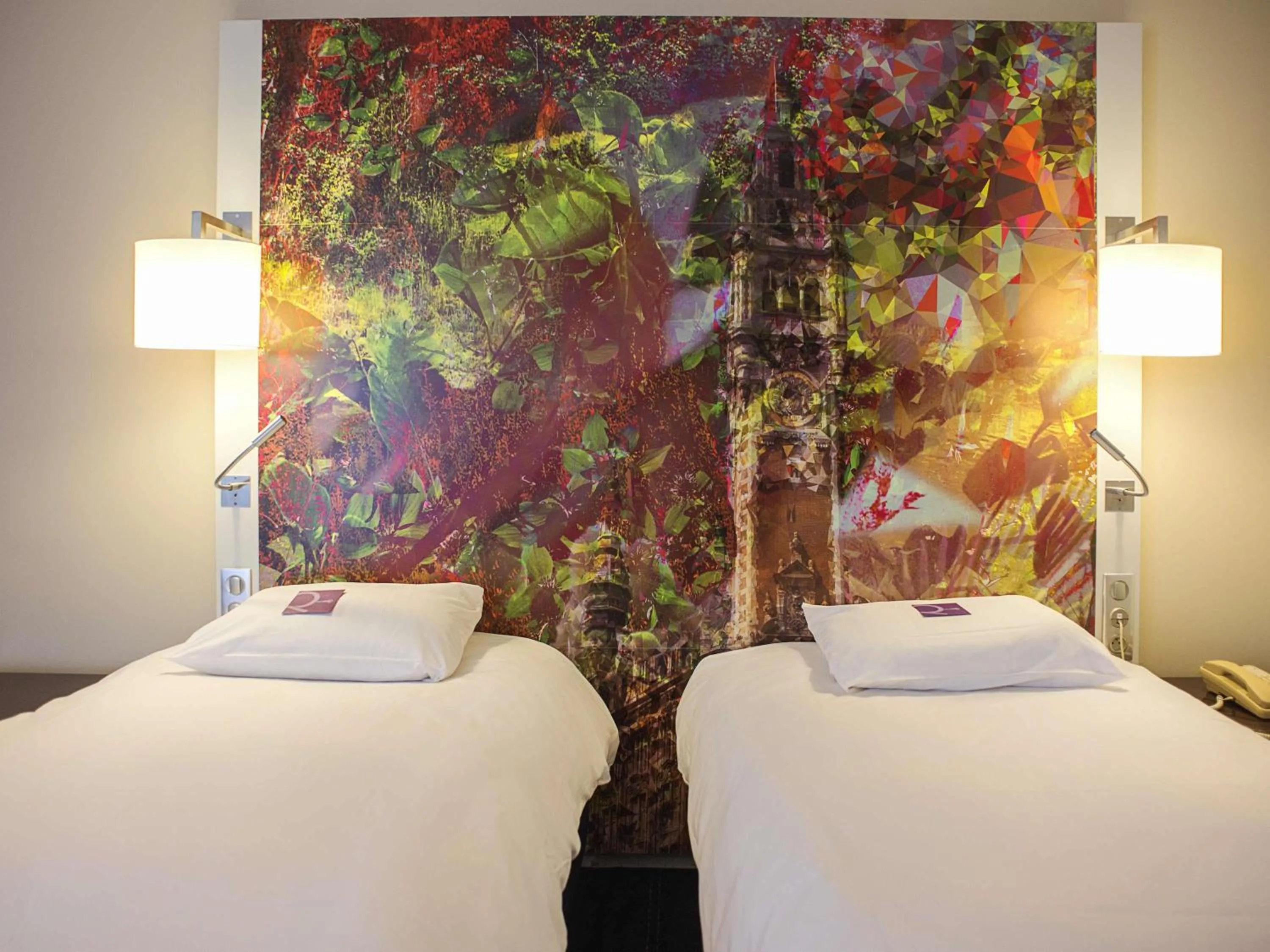 Standard room with 2 Single size beds  in Mercure Lille Marcq en Baroeul
