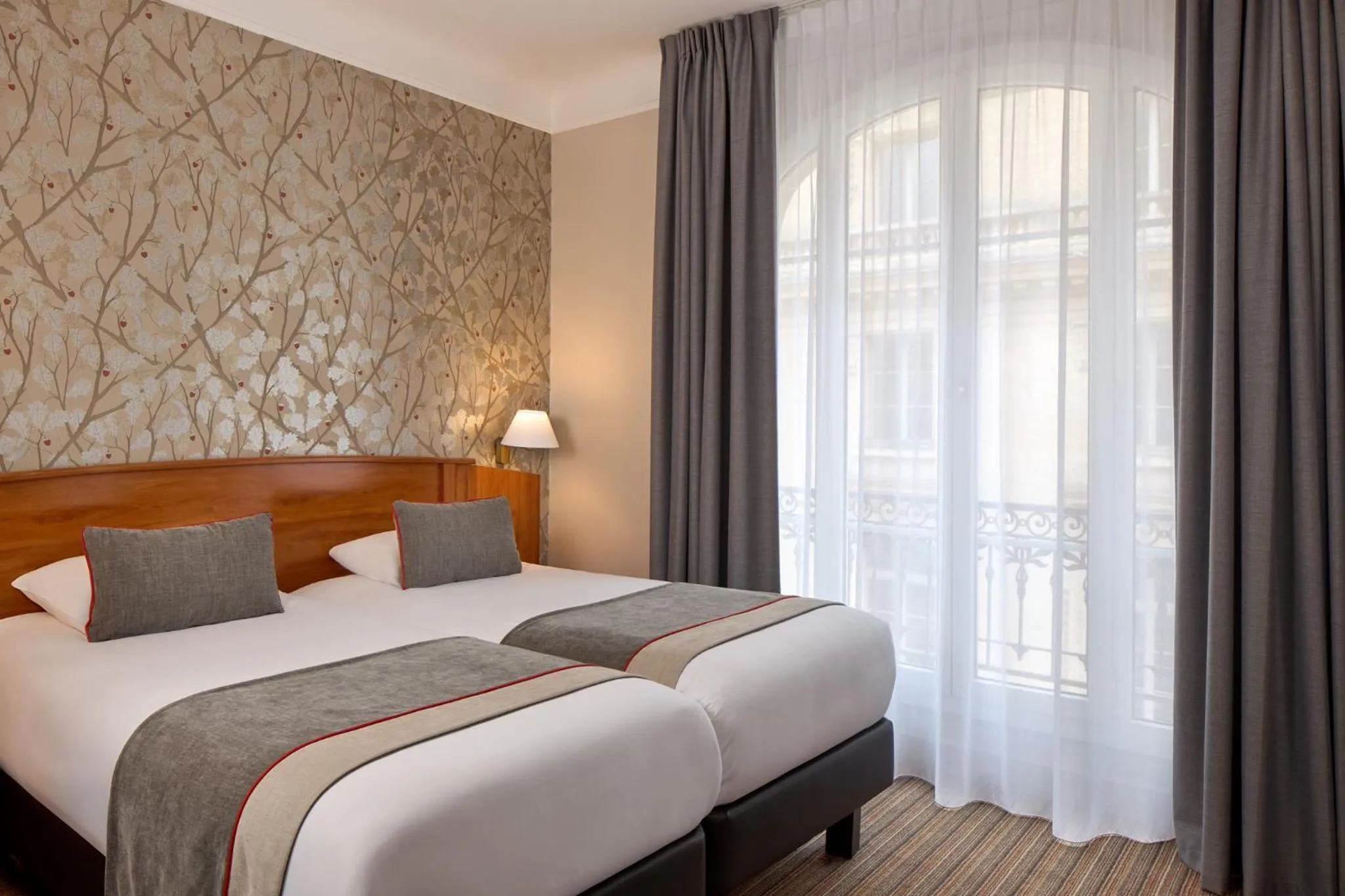 Comfort Twin Room in Timhotel Palais Royal