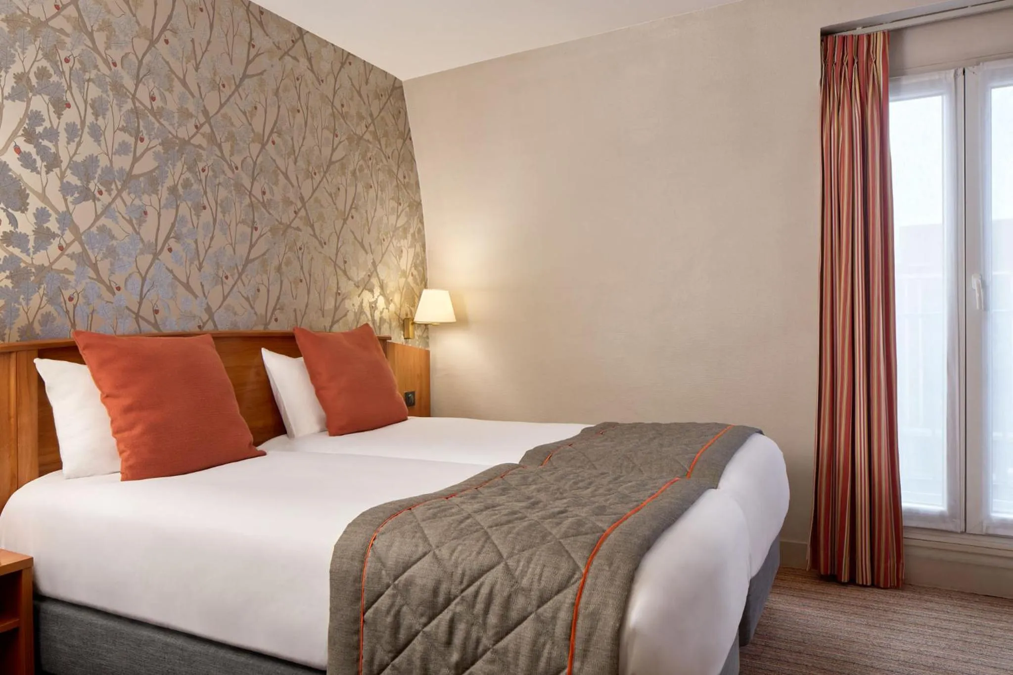 Comfort Twin Room in Timhotel Paris Gare Montparnasse