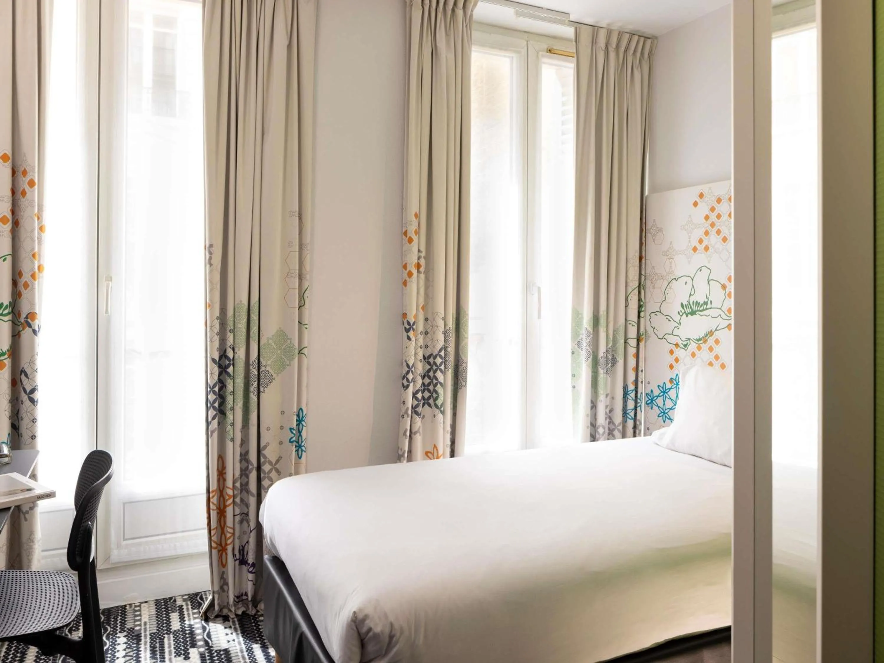 Standard Single Room - single occupancy in Ibis Styles Paris Gare Saint Lazare