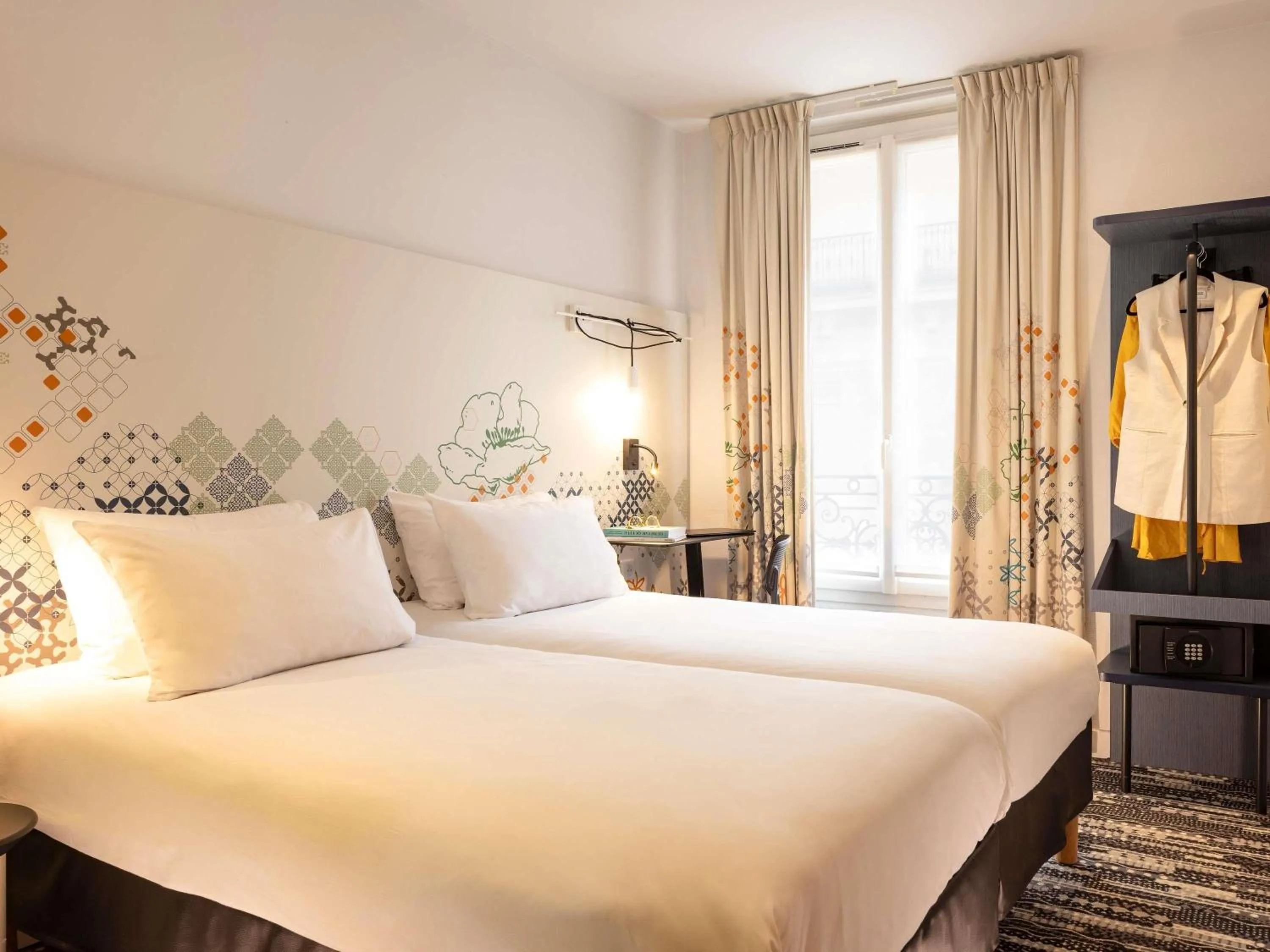 Standard Twin Room - single occupancy in Ibis Styles Paris Gare Saint Lazare