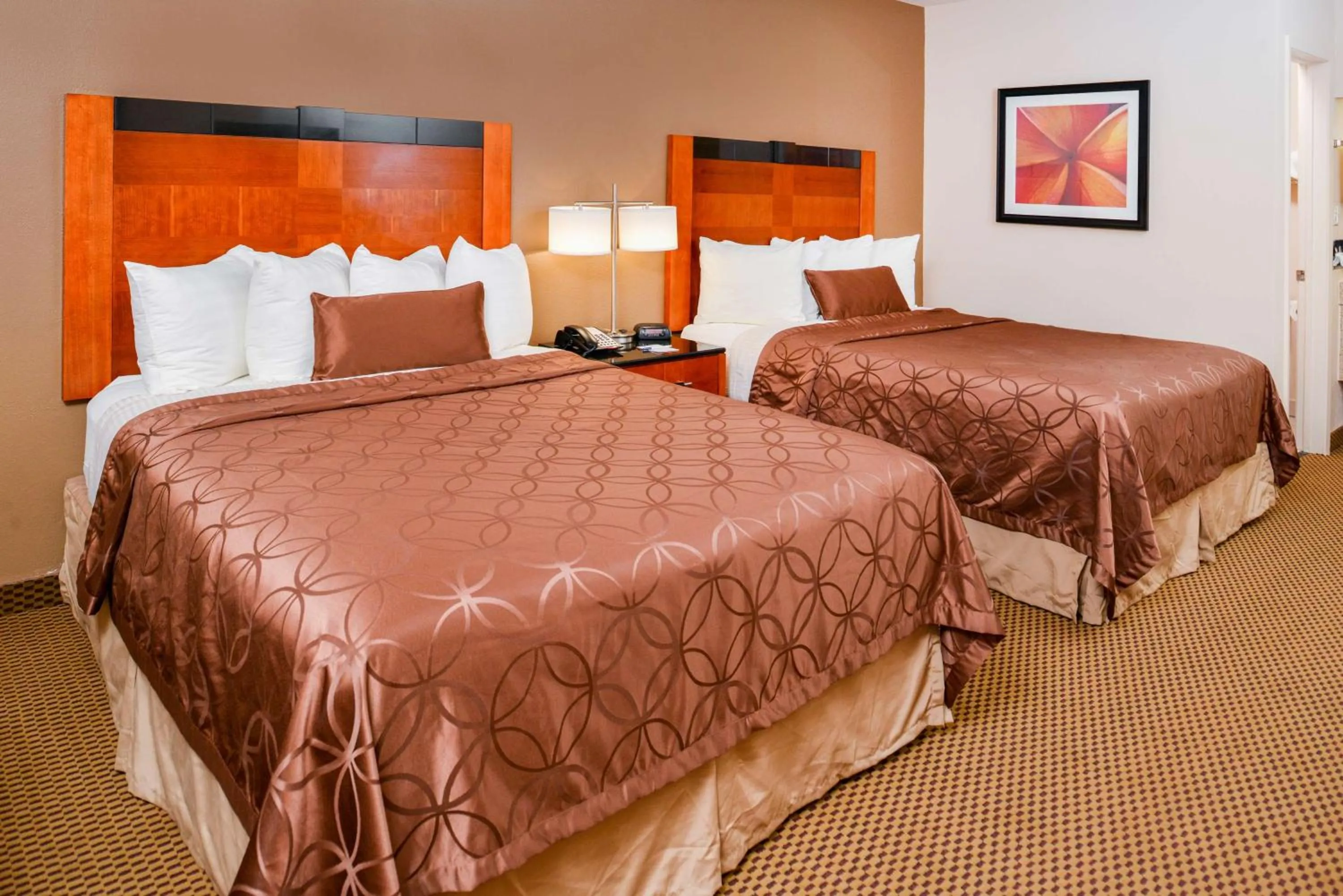 Quadruple Room with Two Double Beds - Smoking in Best Western Executive Inn