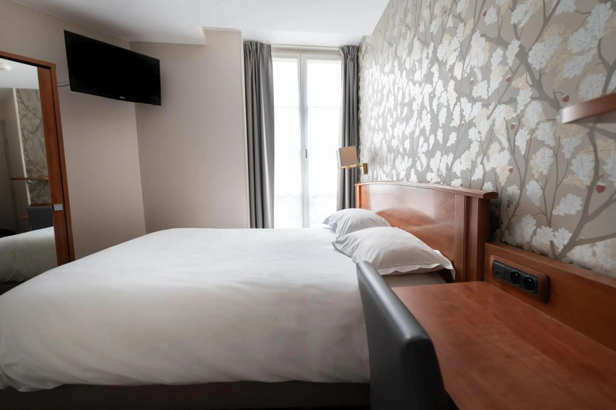 Comfort Single Room in Timhotel Montmartre